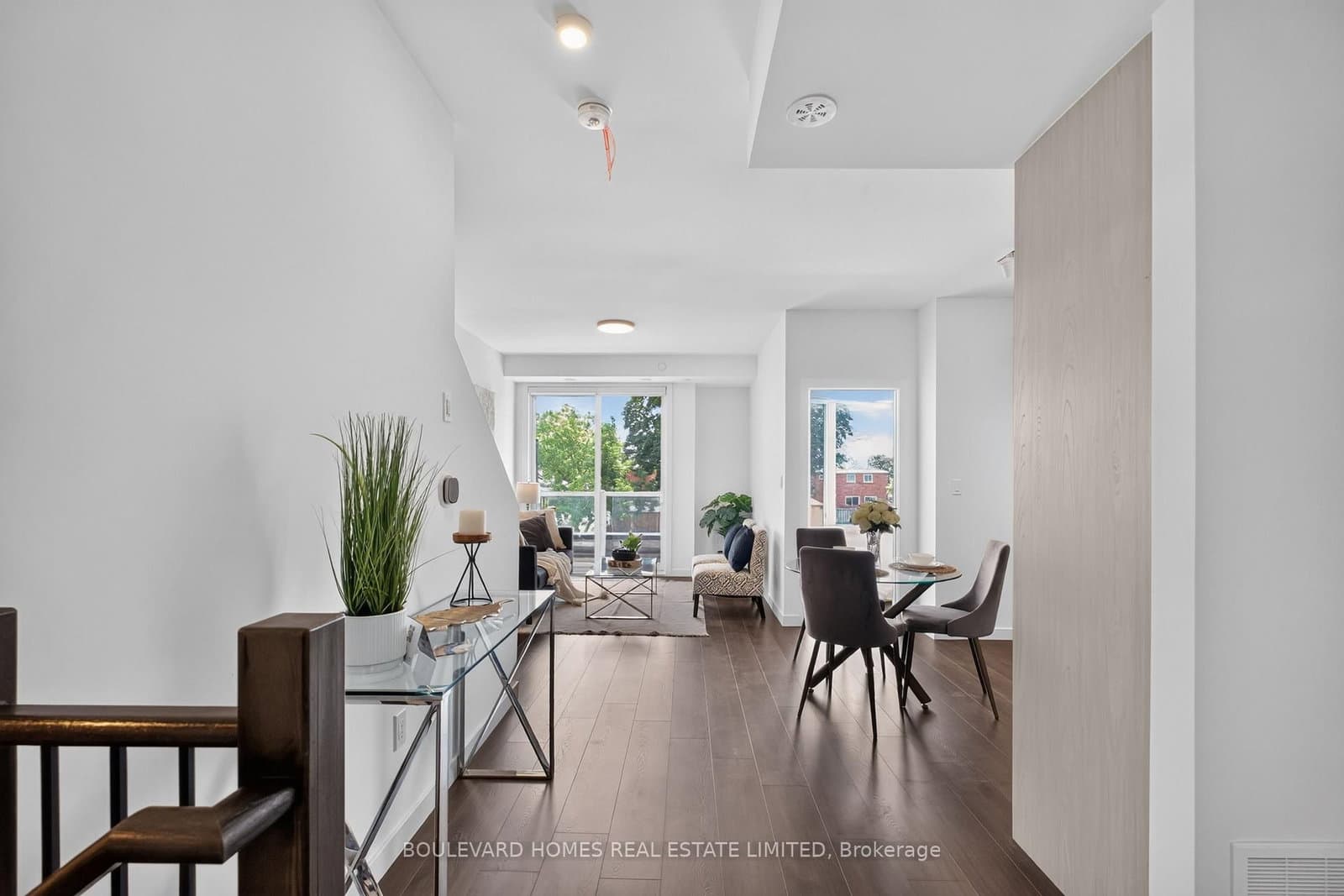30 Markdale Lane, Unit 13 thumbnail 6