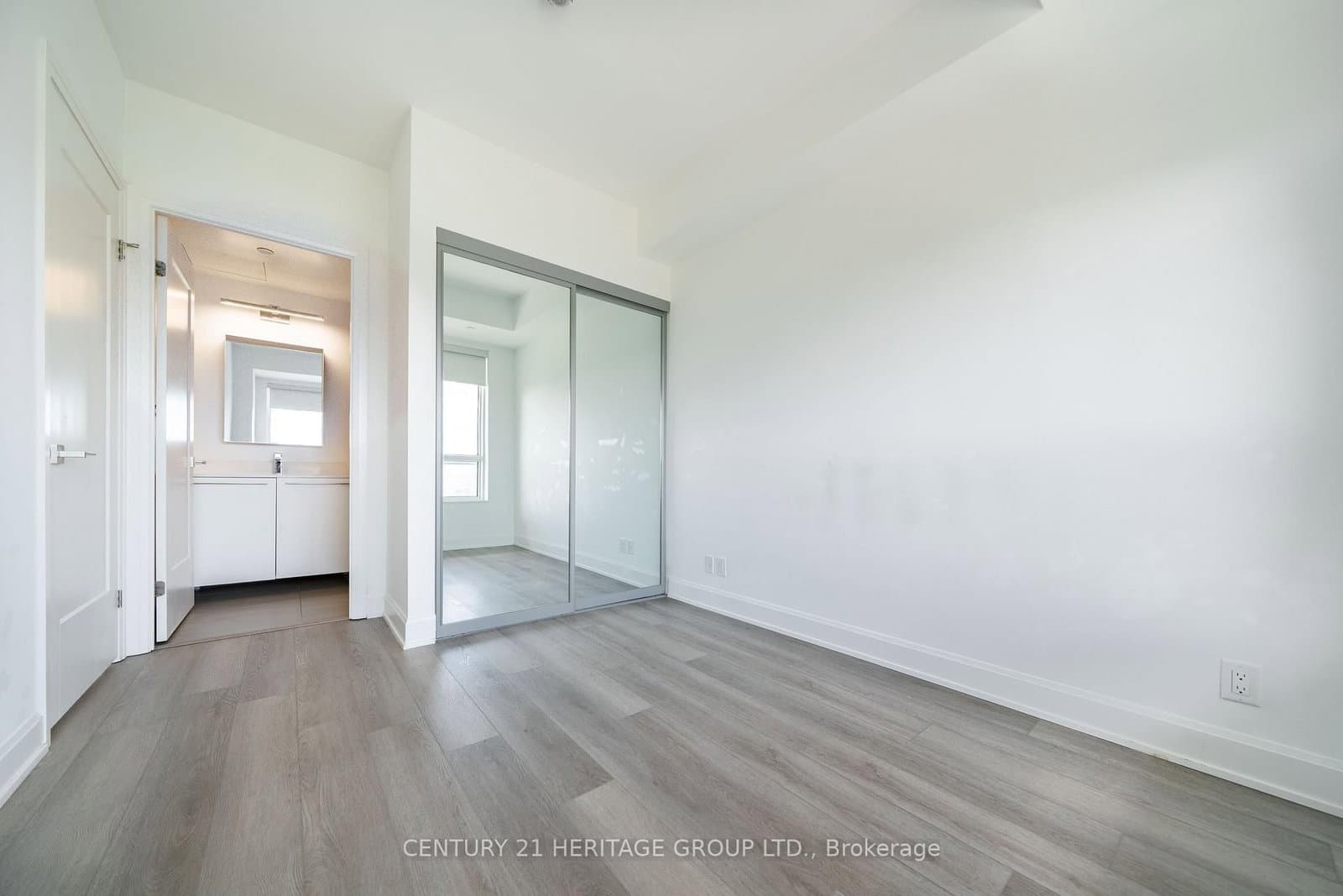 8 Water Walk Drive, Unit 1503 thumbnail 16