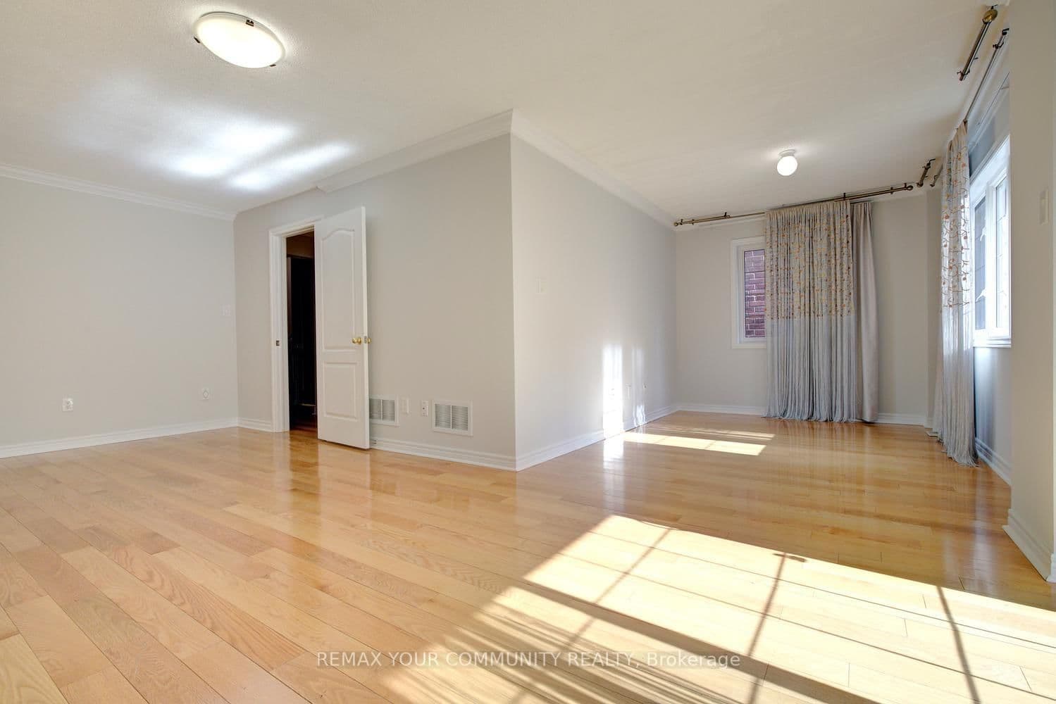 26 Yarden Drive thumbnail 44
