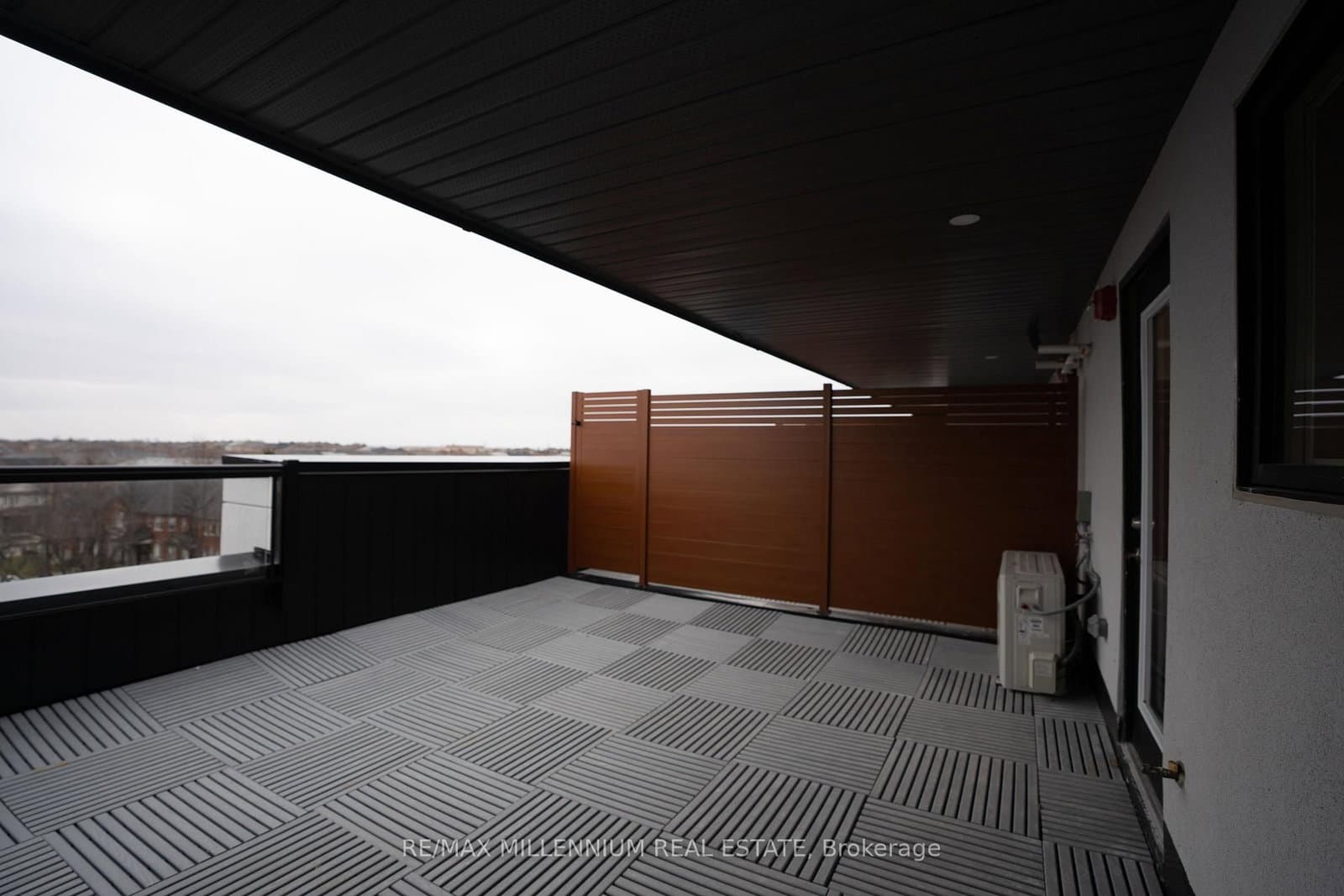 9560 Islington Avenue, Unit U221 thumbnail 17