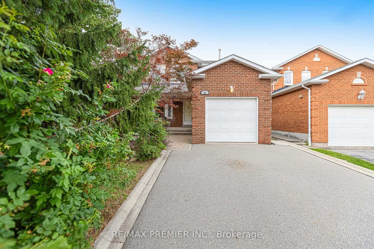 90 Pentland Crescent thumbnail 2