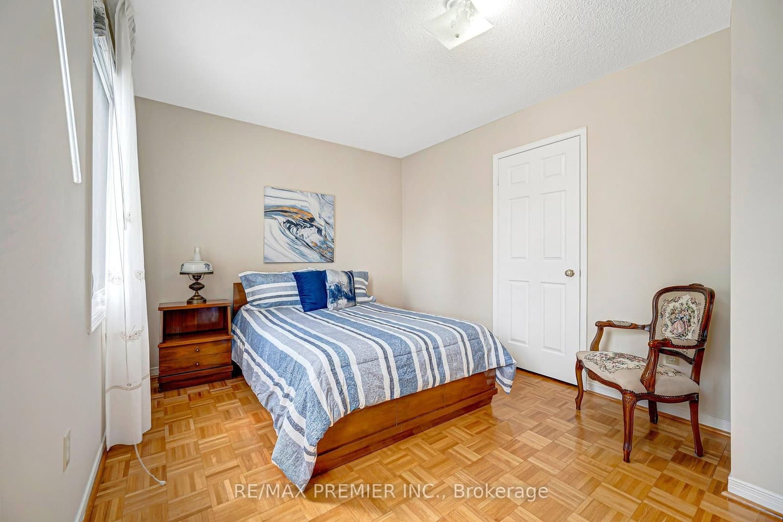 90 Pentland Crescent thumbnail 33