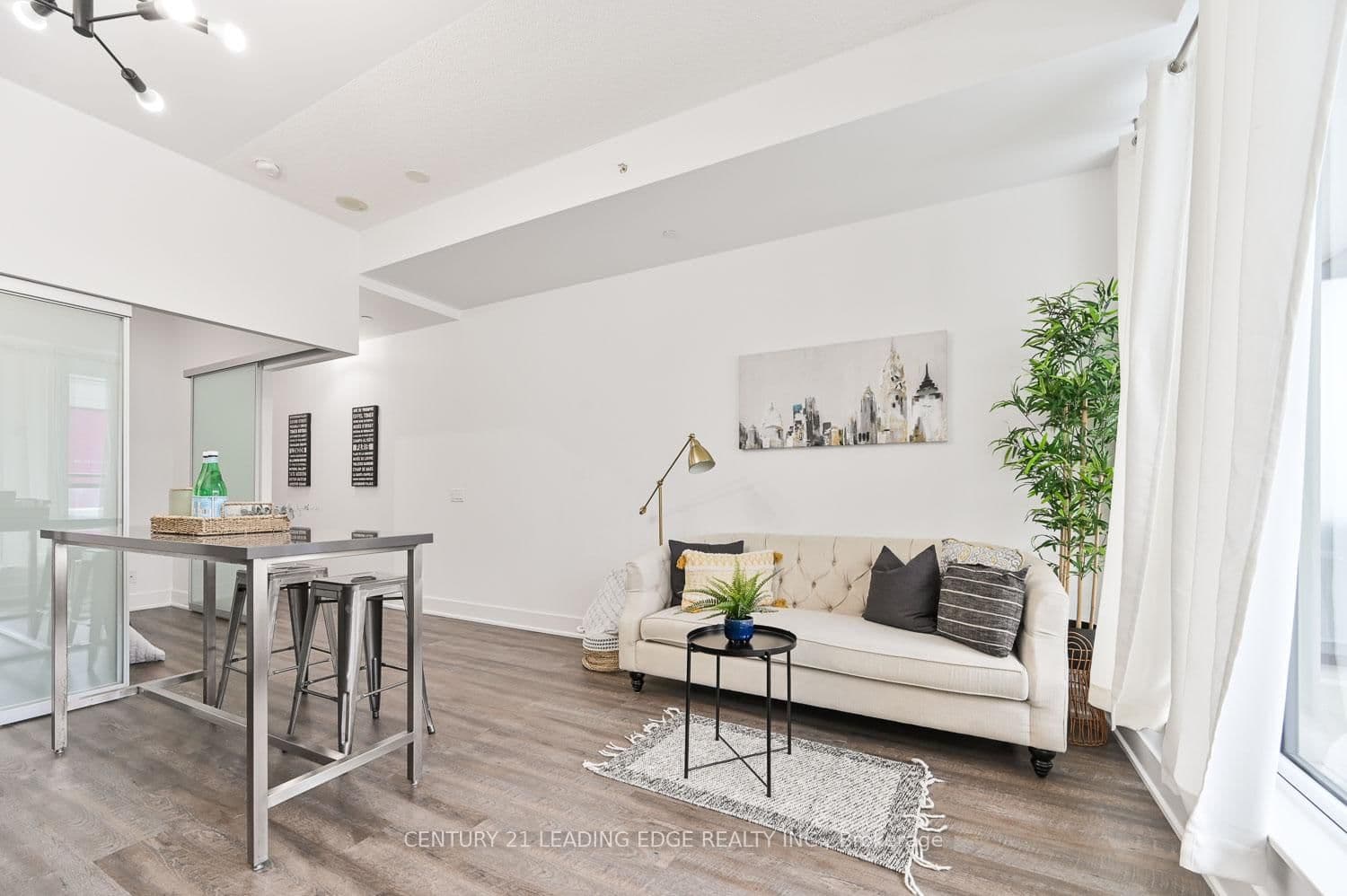180 Enterprise Boulevard, Unit 315 thumbnail 8