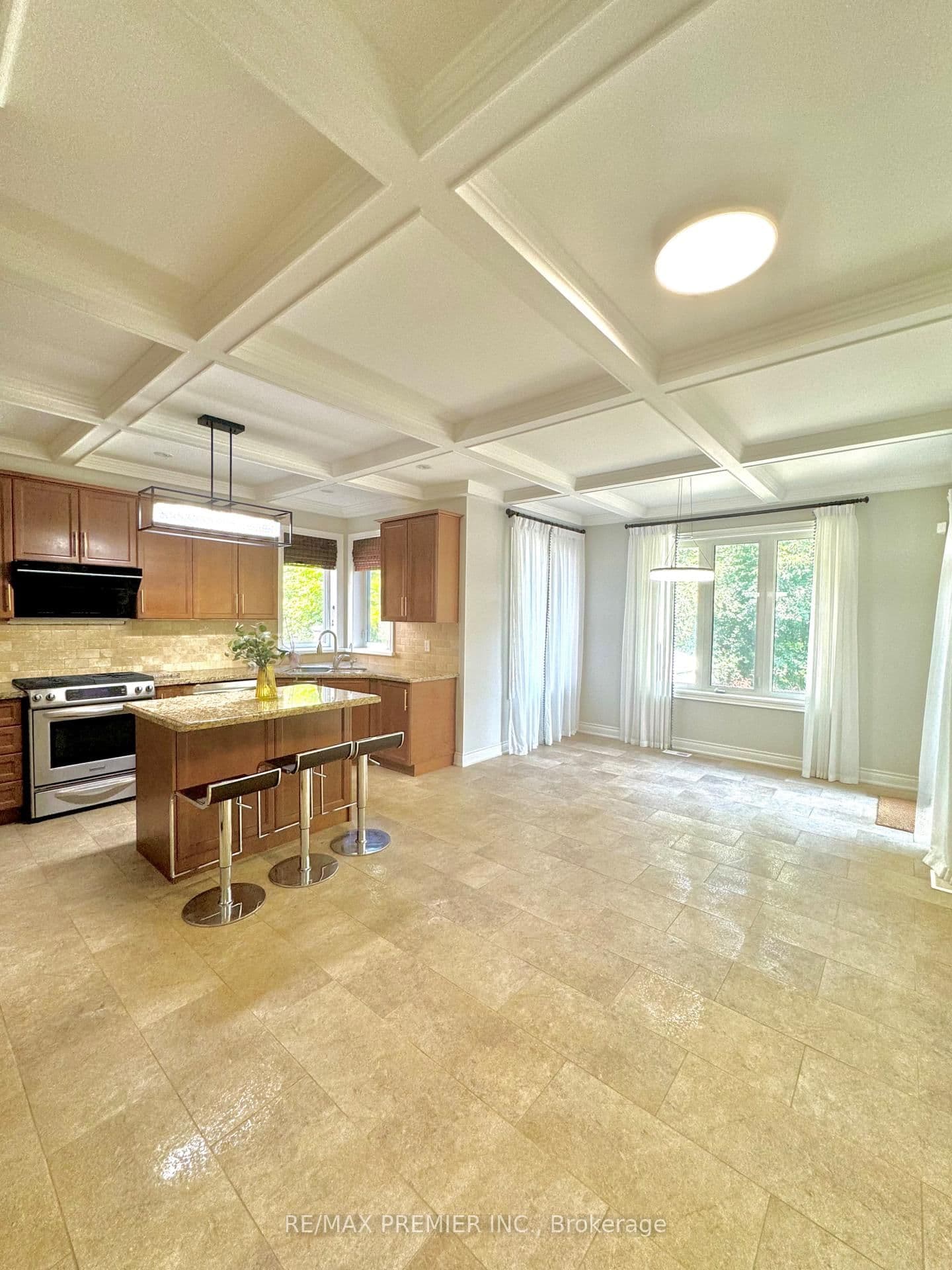 67 Cappella Drive thumbnail 2