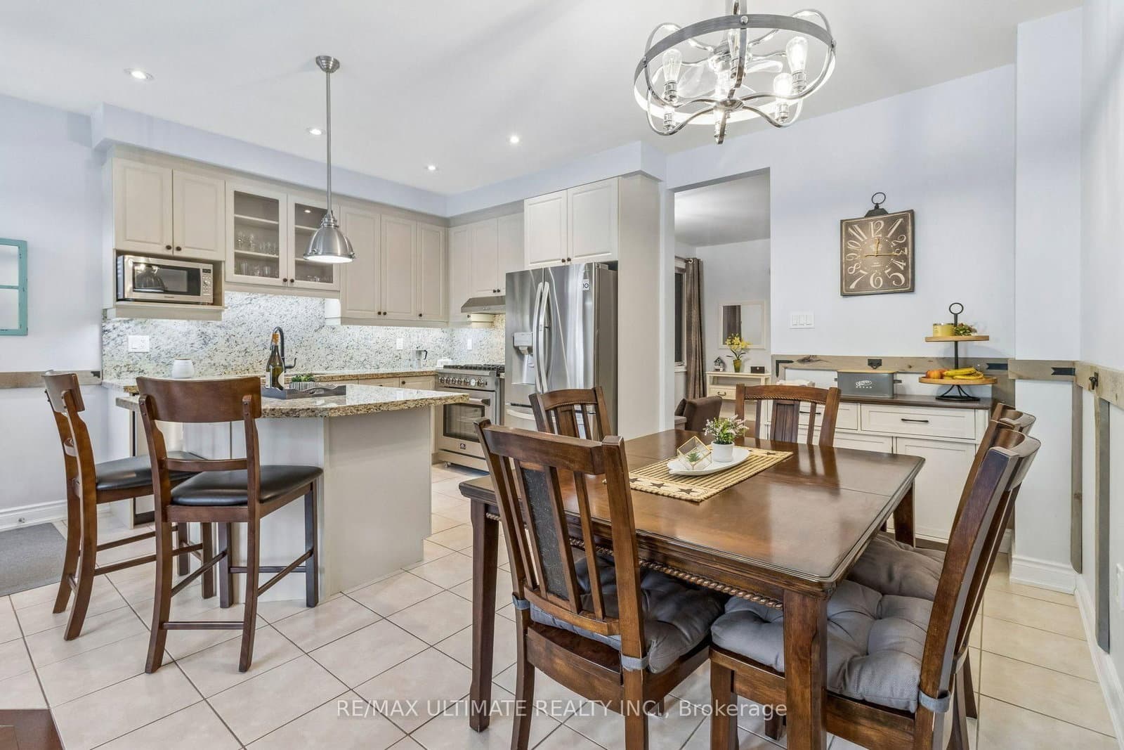 259 Wardlaw Place thumbnail 18