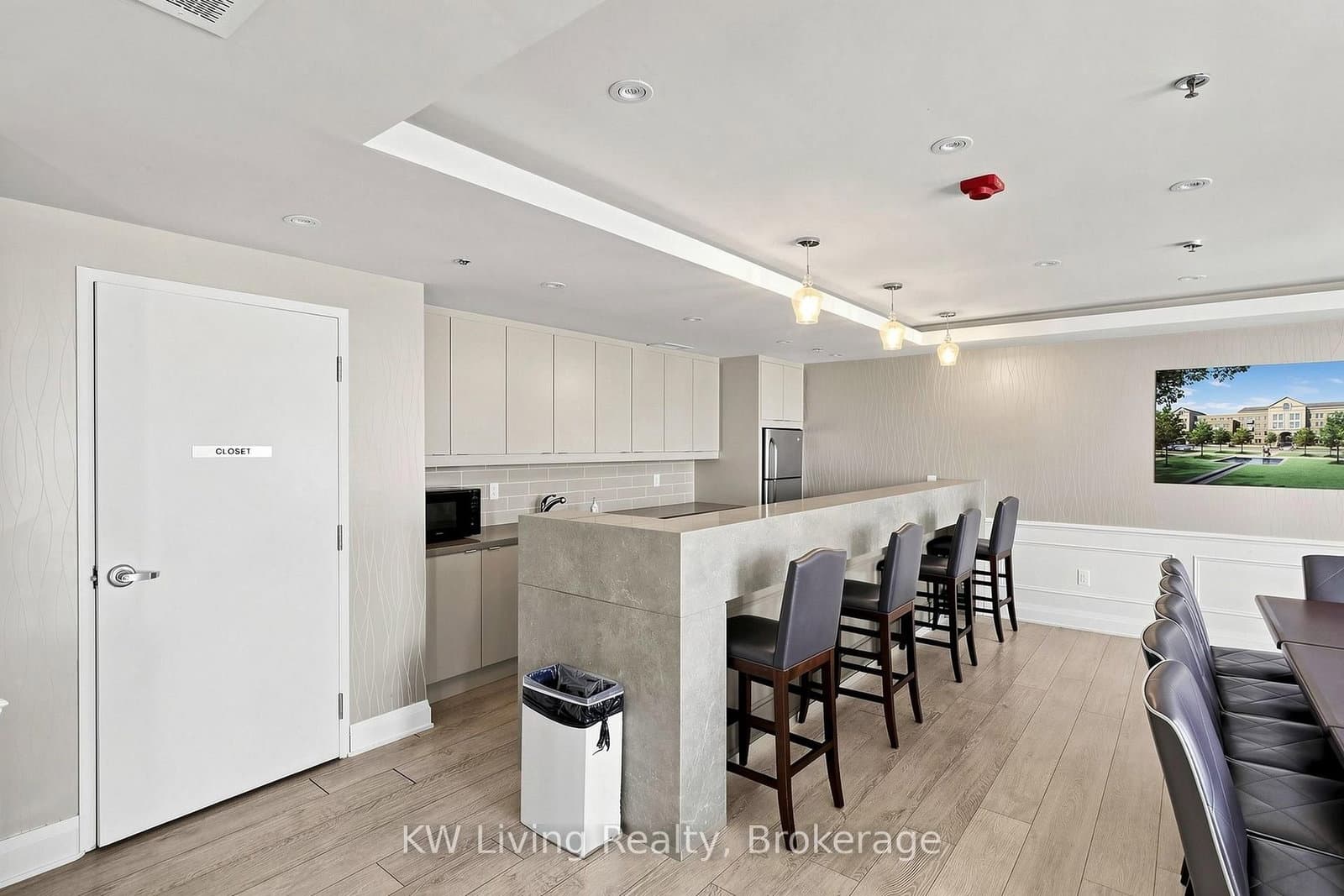 28 Prince Regent Street, Unit 314 thumbnail 45