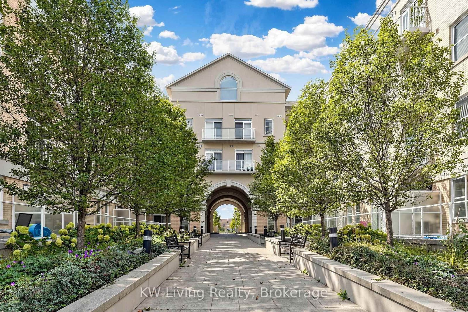 28 Prince Regent Street, Unit 314 thumbnail 5