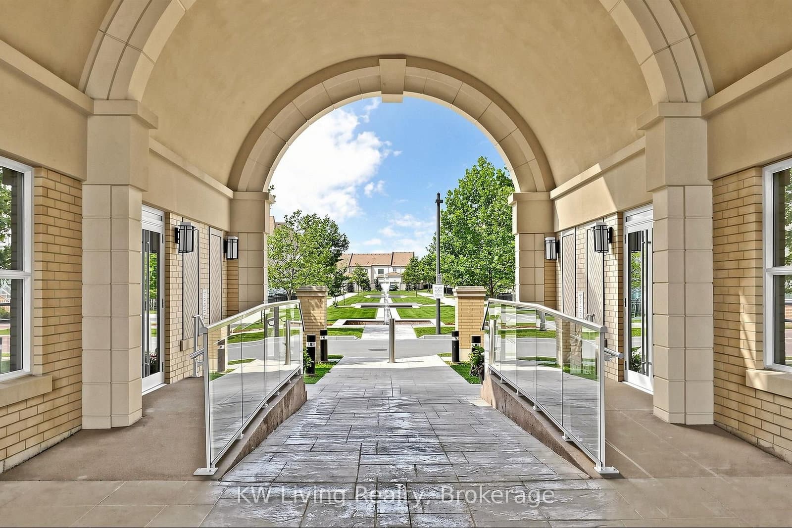 28 Prince Regent Street, Unit 314 thumbnail 9