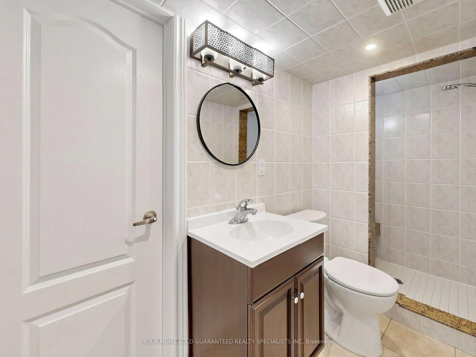 235 Caproni Drive, Unit Lower Unit thumbnail 10