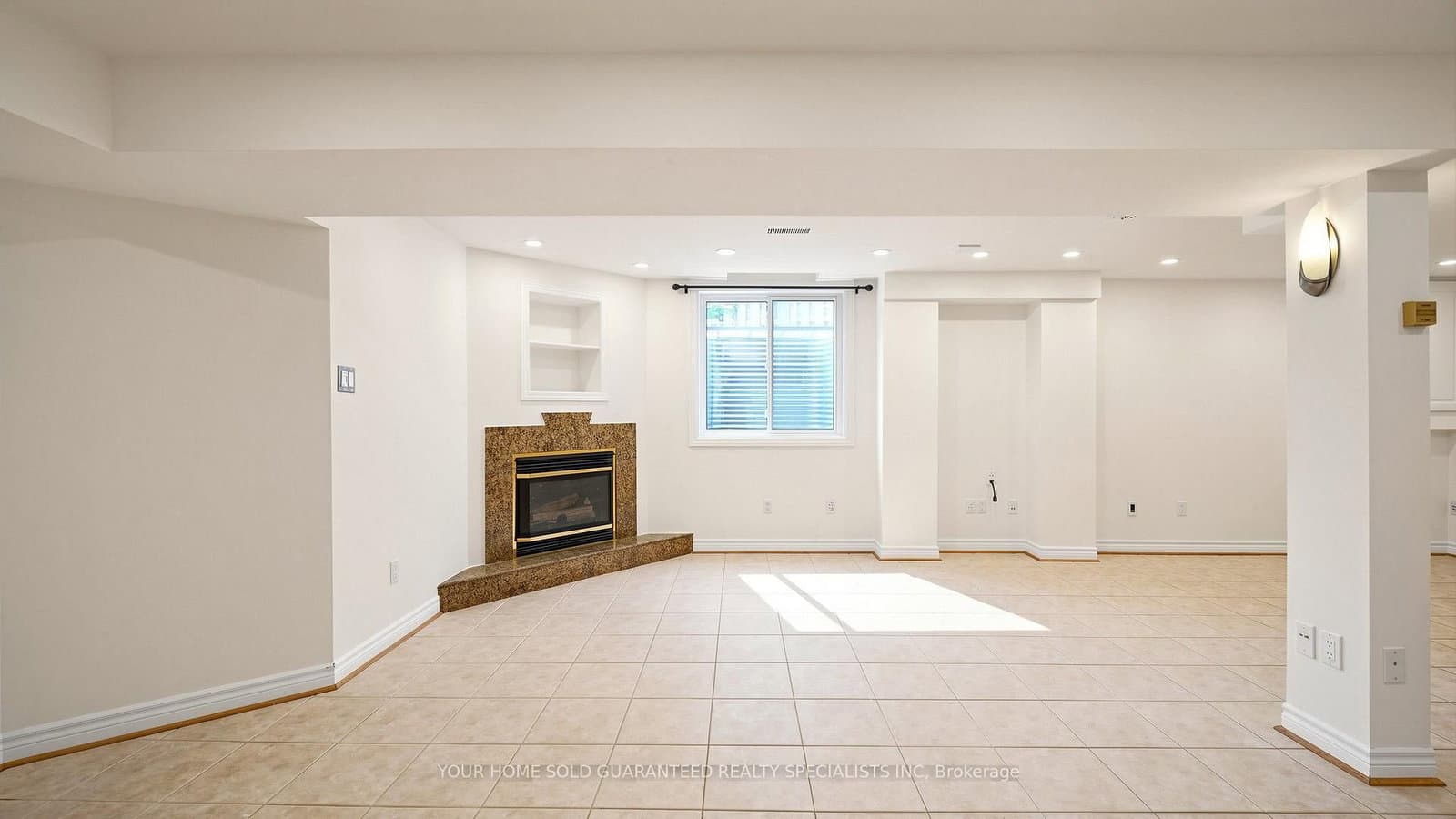 235 Caproni Drive, Unit Lower Unit thumbnail 3