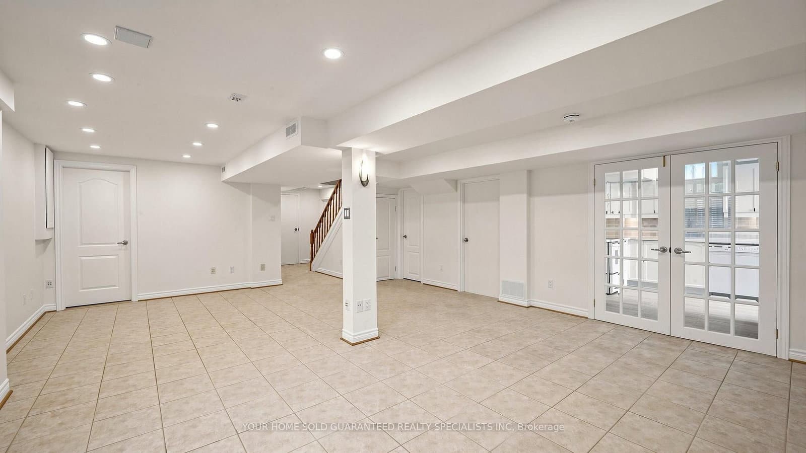 235 Caproni Drive, Unit Lower Unit thumbnail 4
