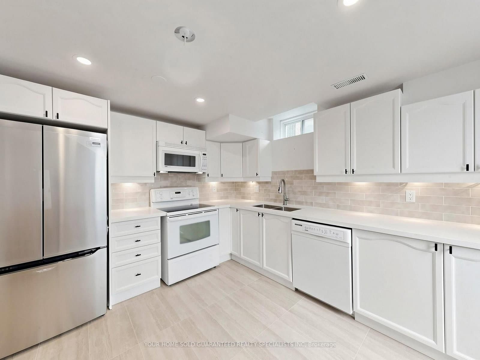 235 Caproni Drive, Unit Lower Unit thumbnail 6