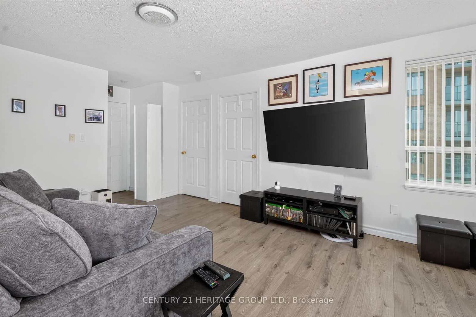 39 Oneida Crescent, Unit 1017 thumbnail 5