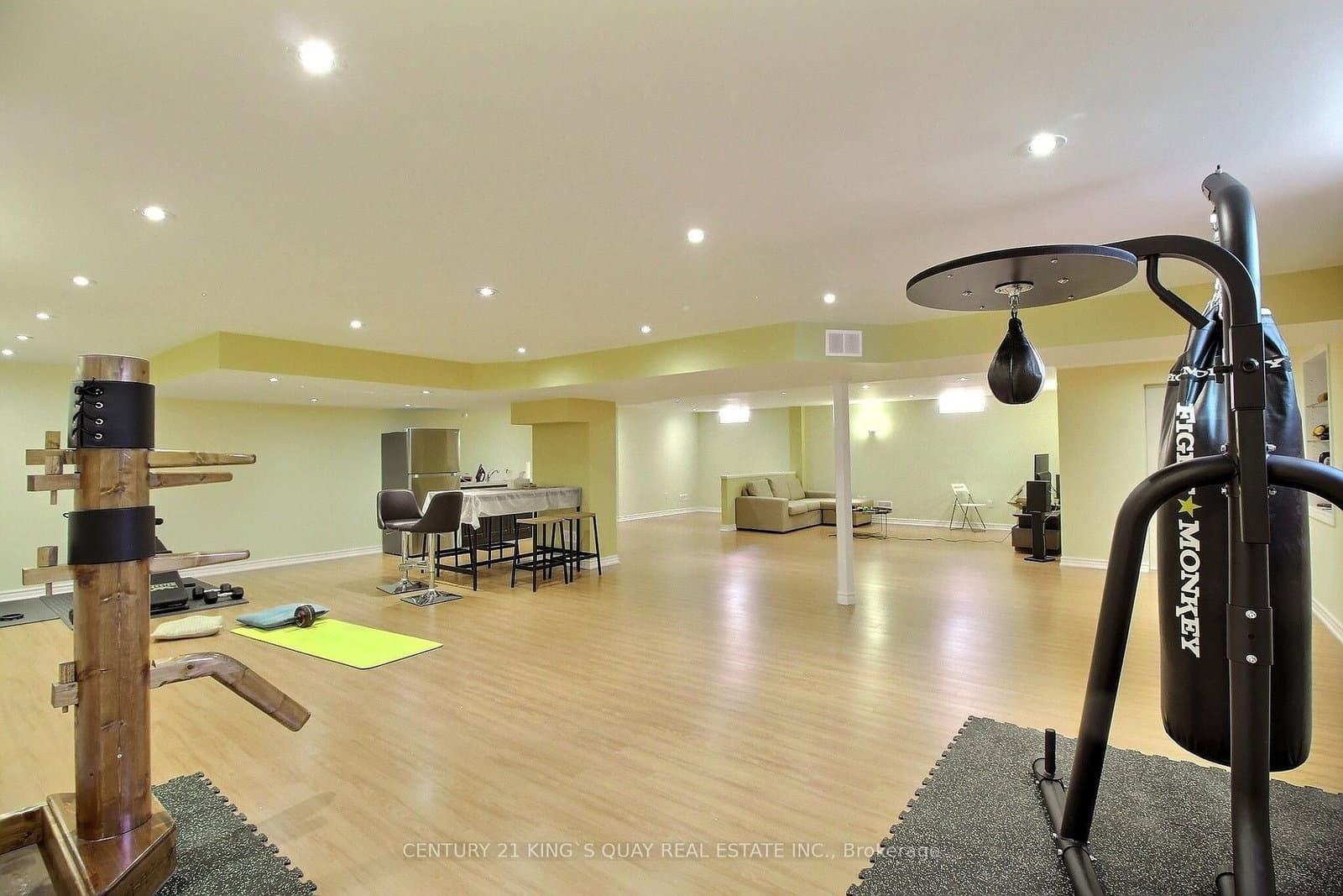 10 Coakwell Drive thumbnail 18