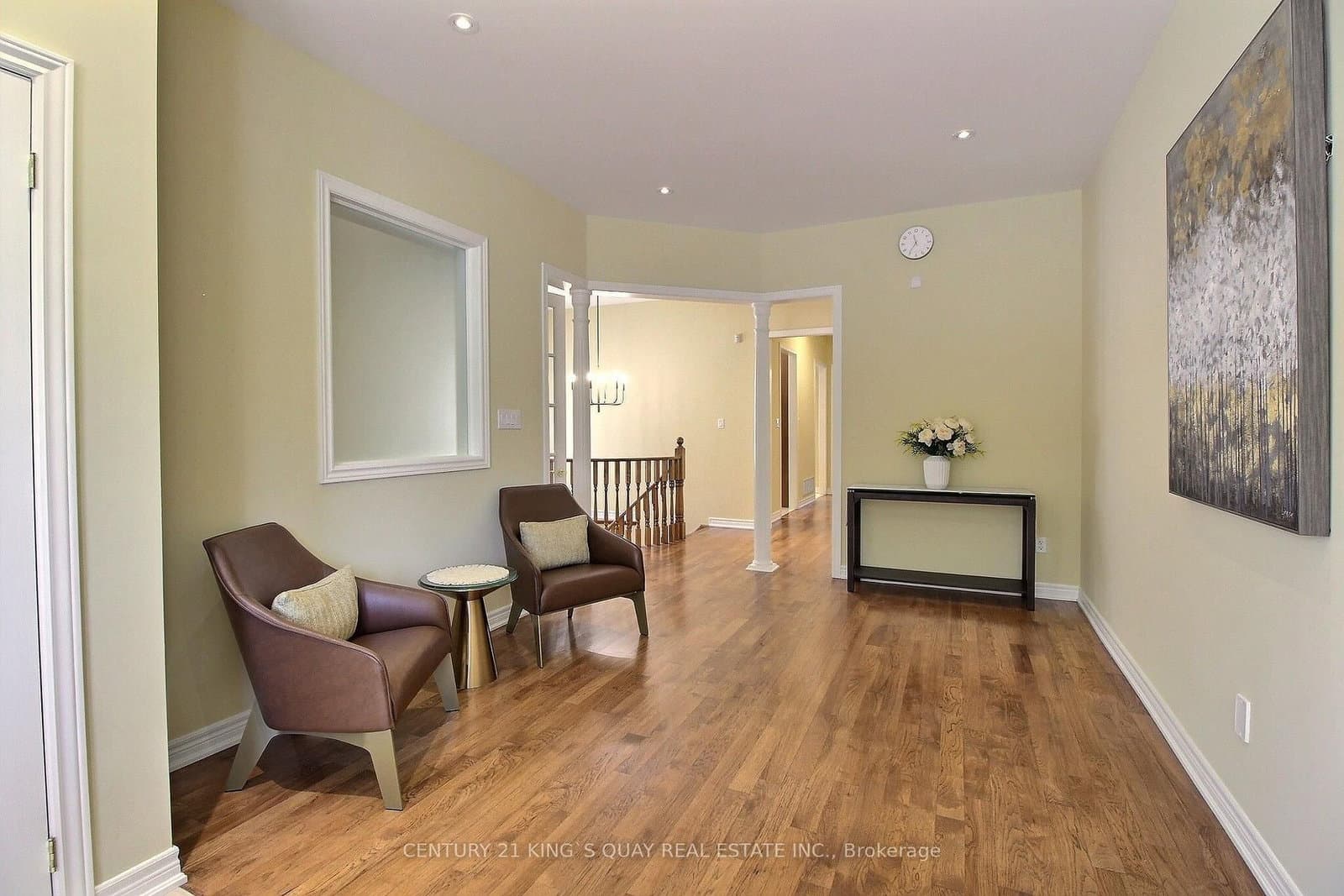 10 Coakwell Drive thumbnail 3