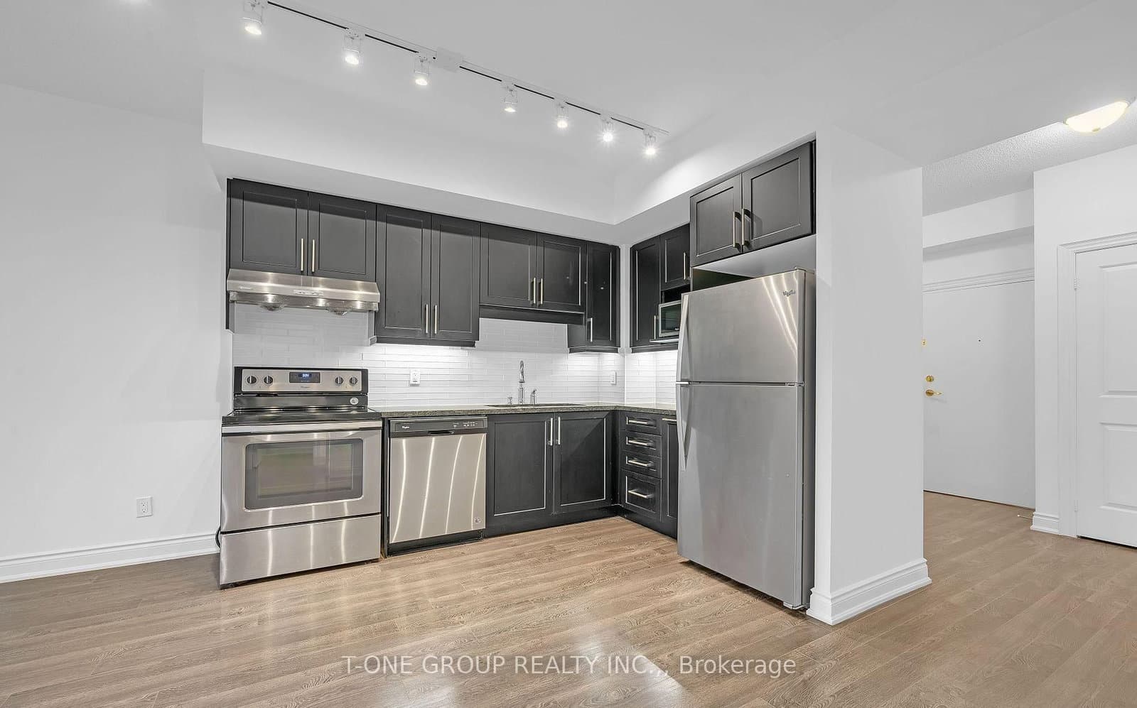 33 Clegg Road, Unit 1006 thumbnail 5