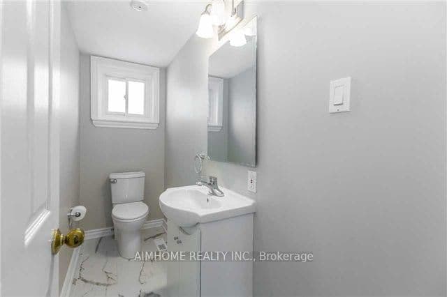 34 Hagerman Boulevard thumbnail 7