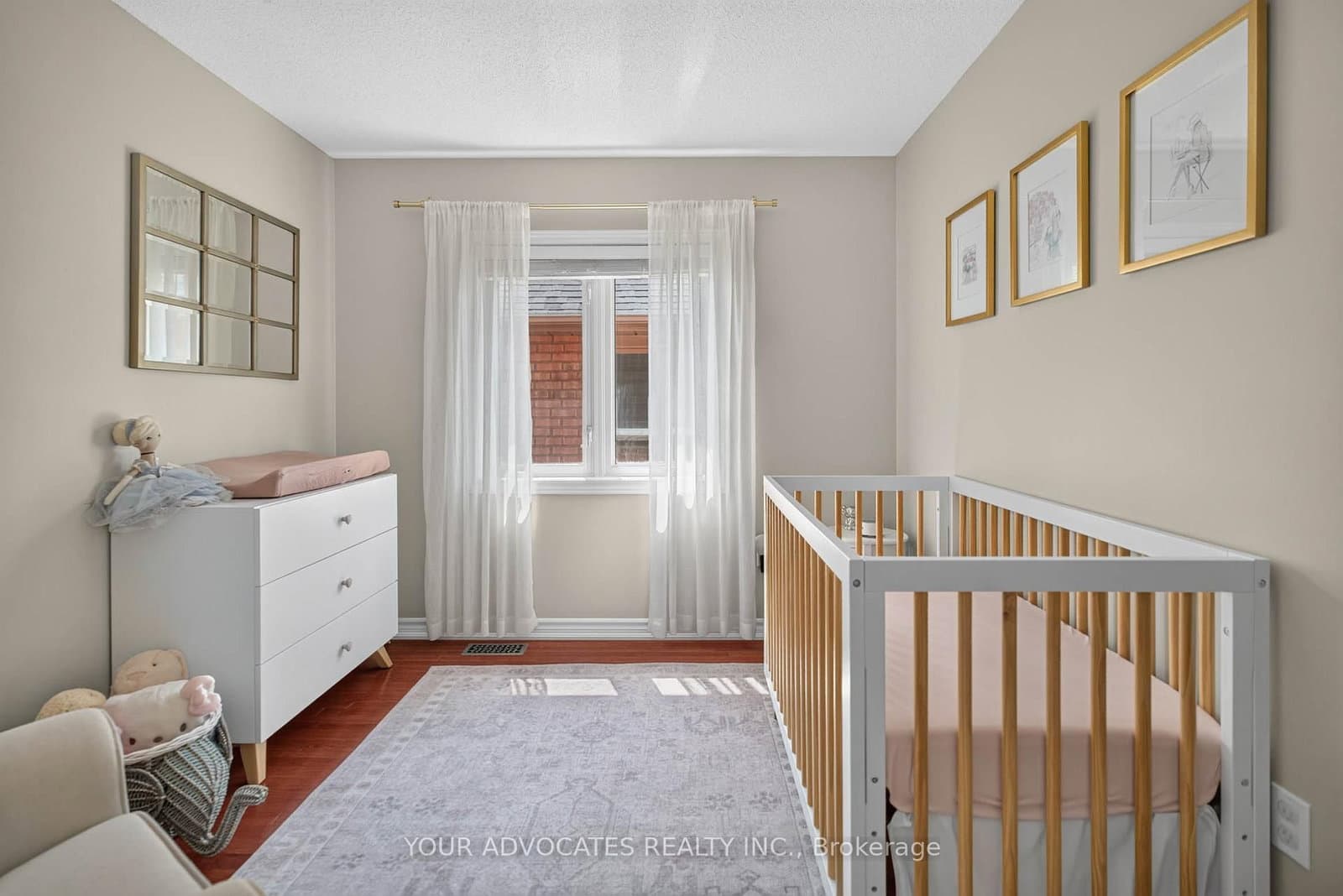 228 Twin Hills Crescent thumbnail 19