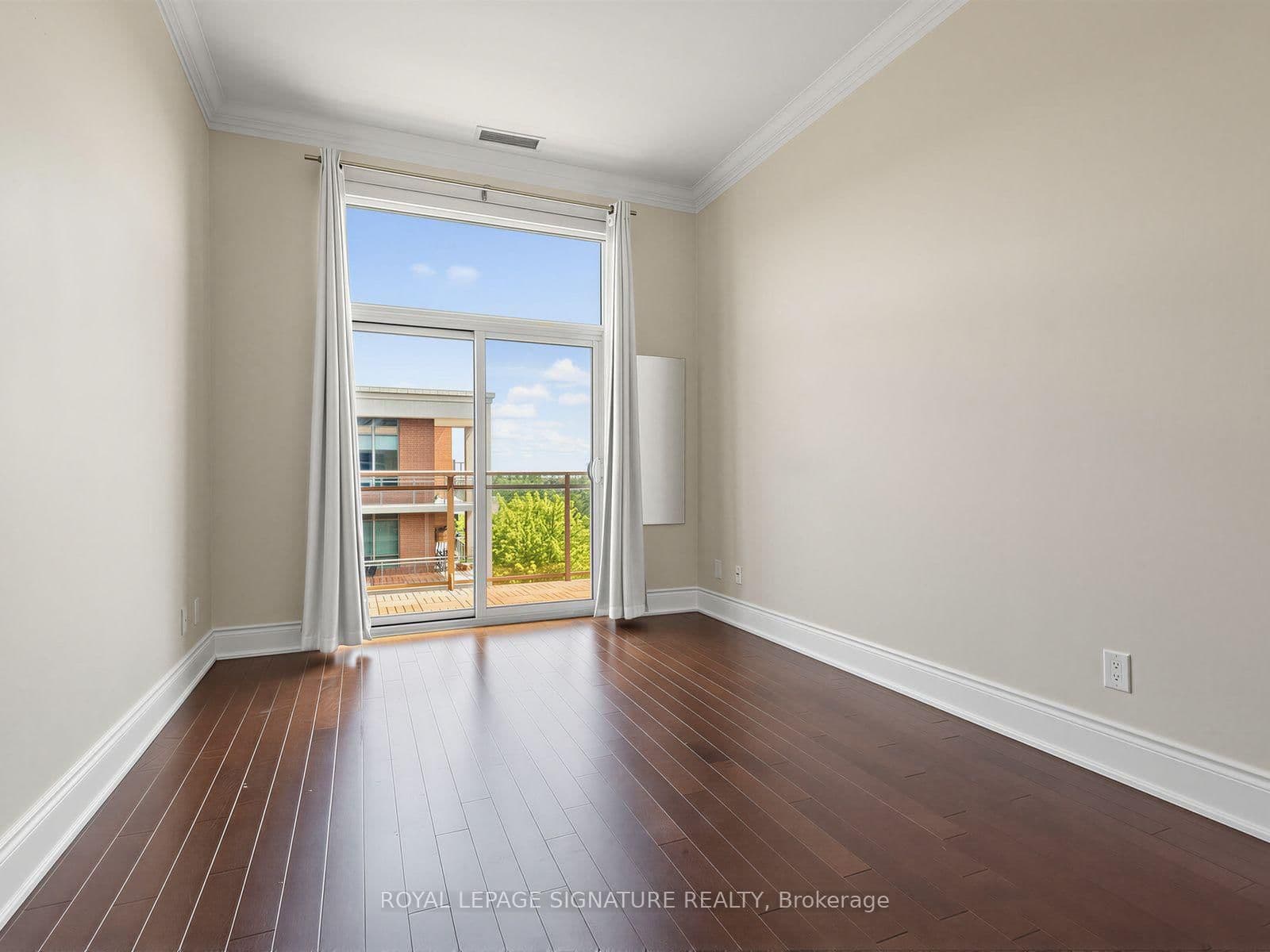 281 Woodbridge Avenue, Unit PH611 thumbnail 24