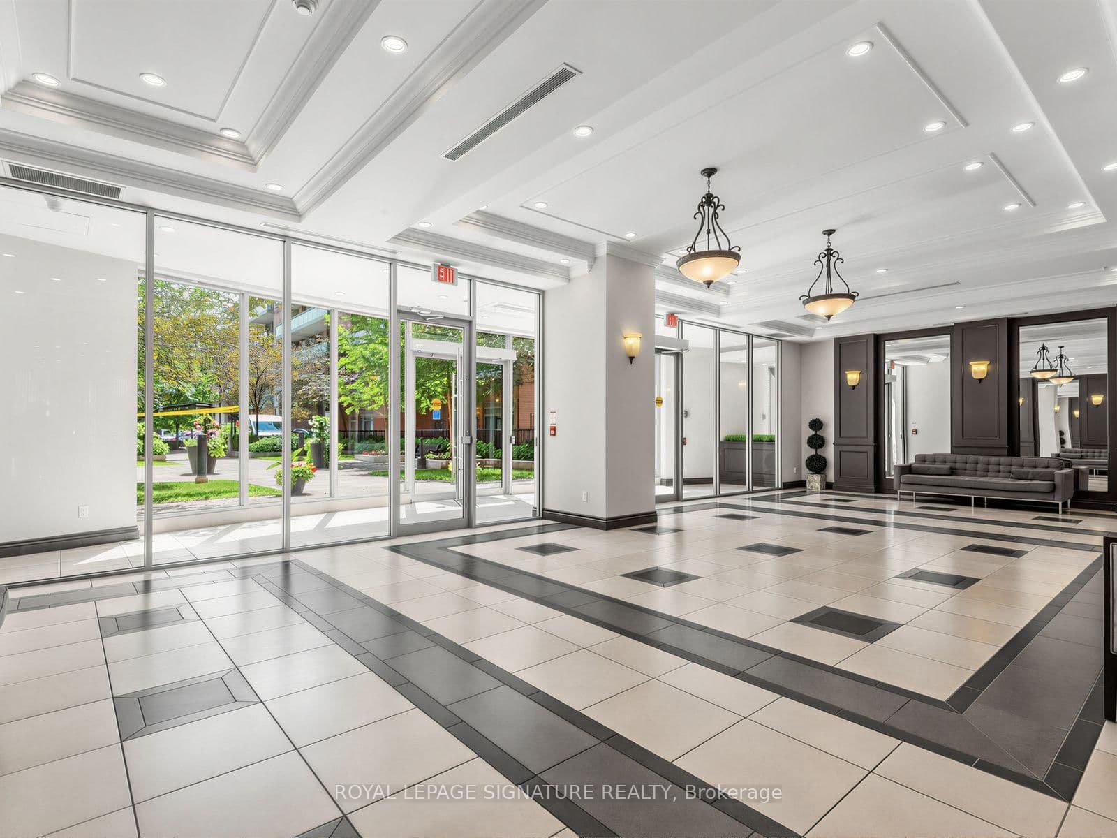 281 Woodbridge Avenue, Unit PH611 thumbnail 3