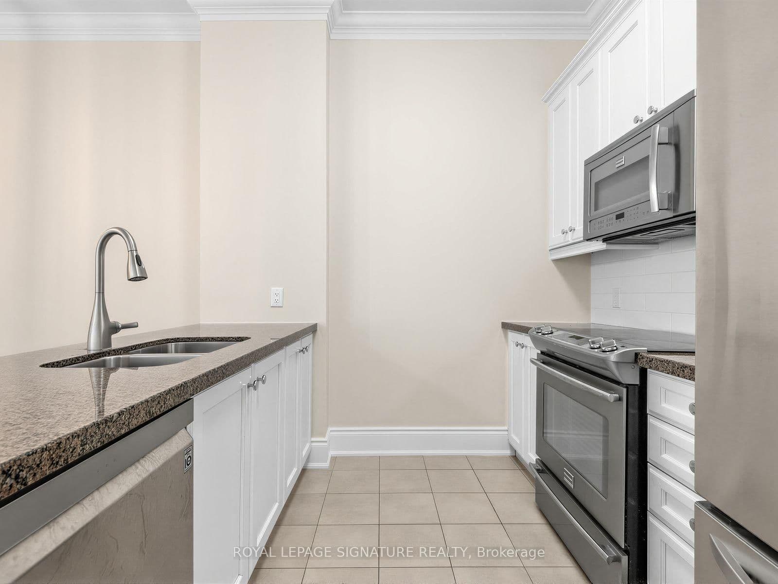 281 Woodbridge Avenue, Unit PH611 thumbnail 6