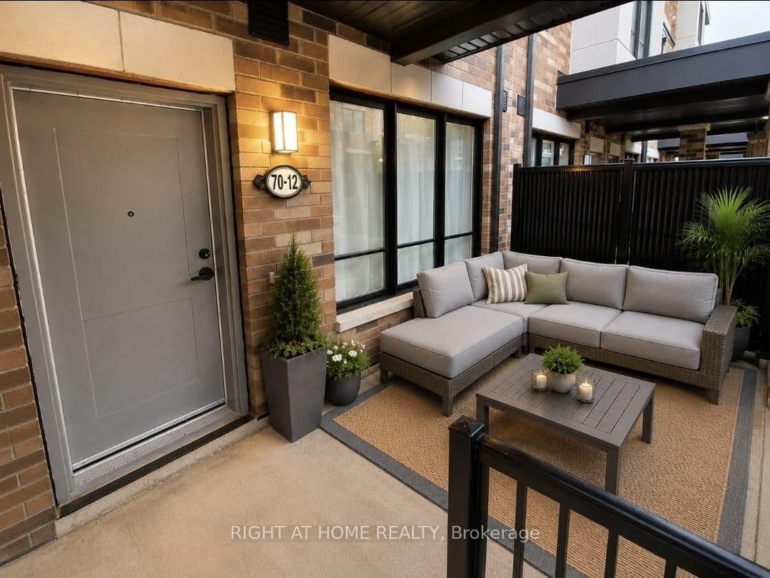 70 Baynes Way, Unit 12 thumbnail 2