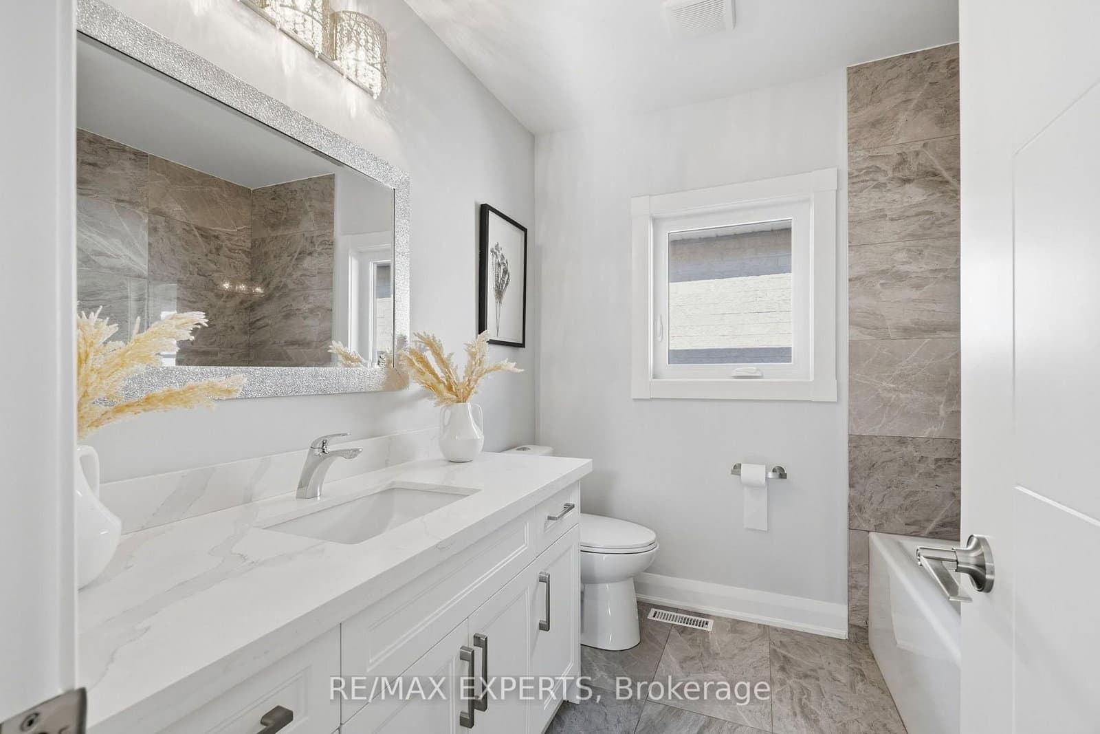 46 Princeton Gate thumbnail 23