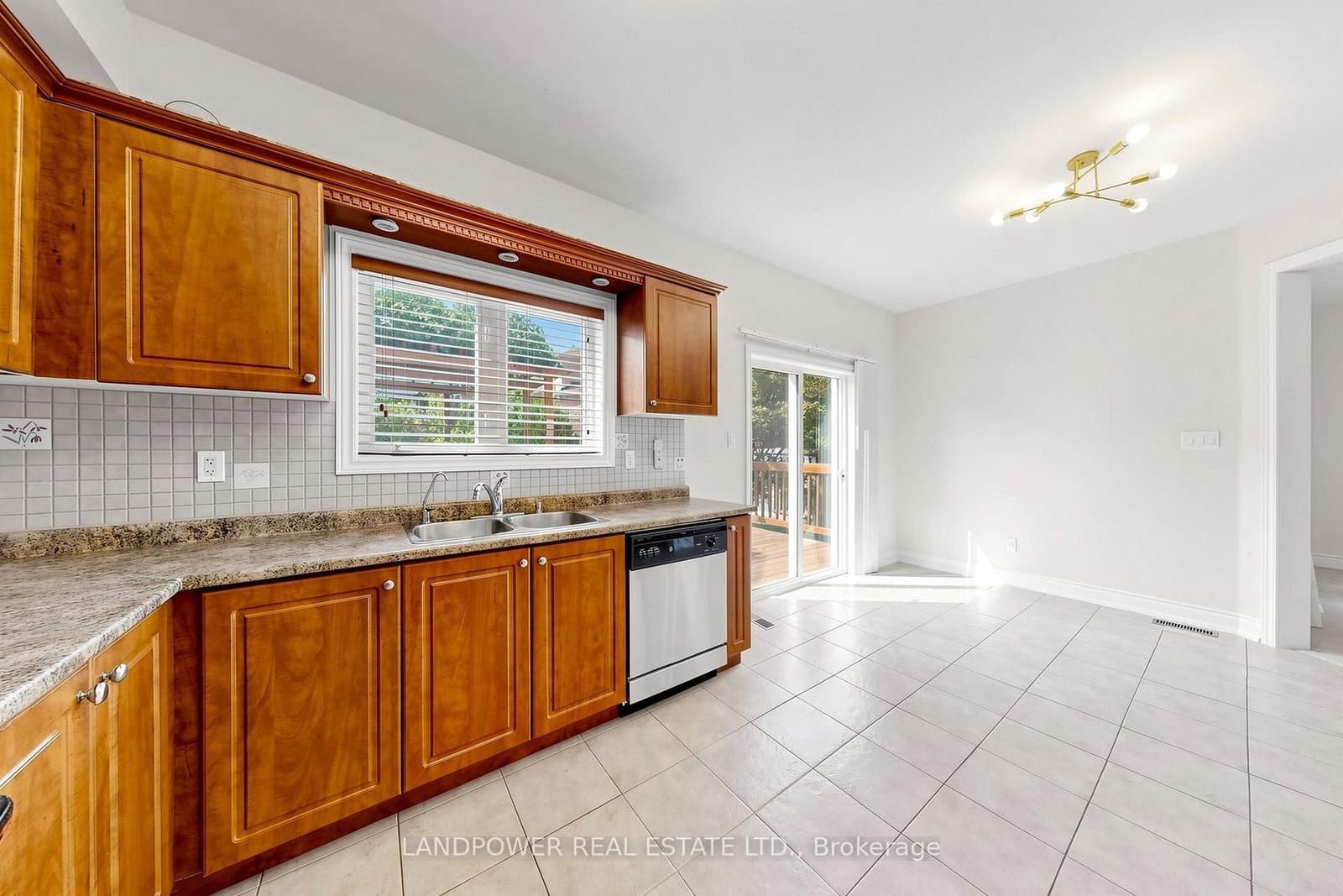 193 Helen Avenue thumbnail 6