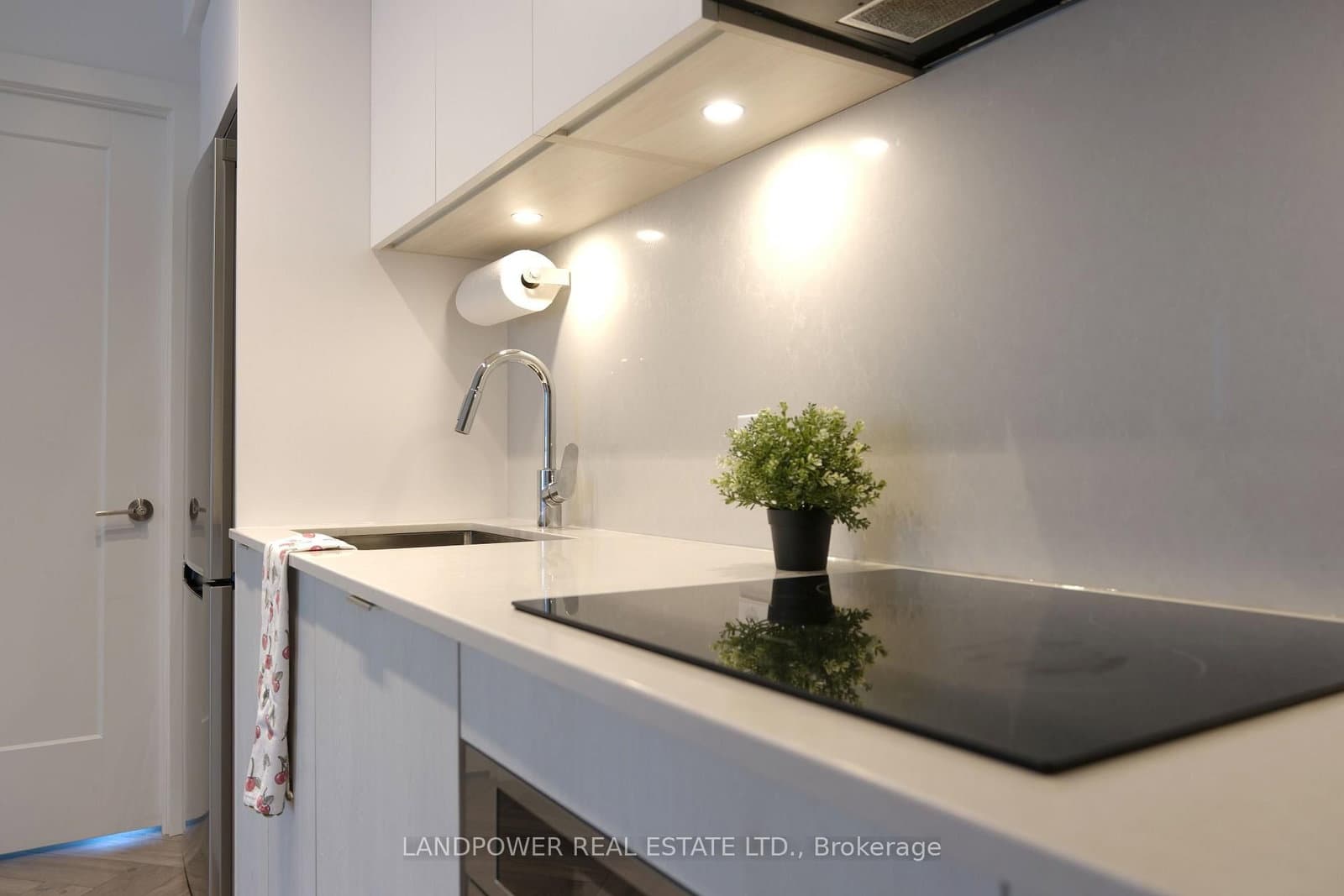 9 Clegg Road, Unit 819 thumbnail 7