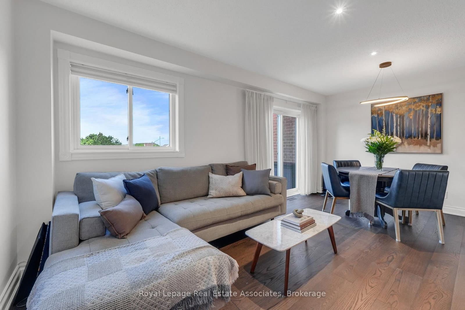 8 Prestwick Avenue thumbnail 13
