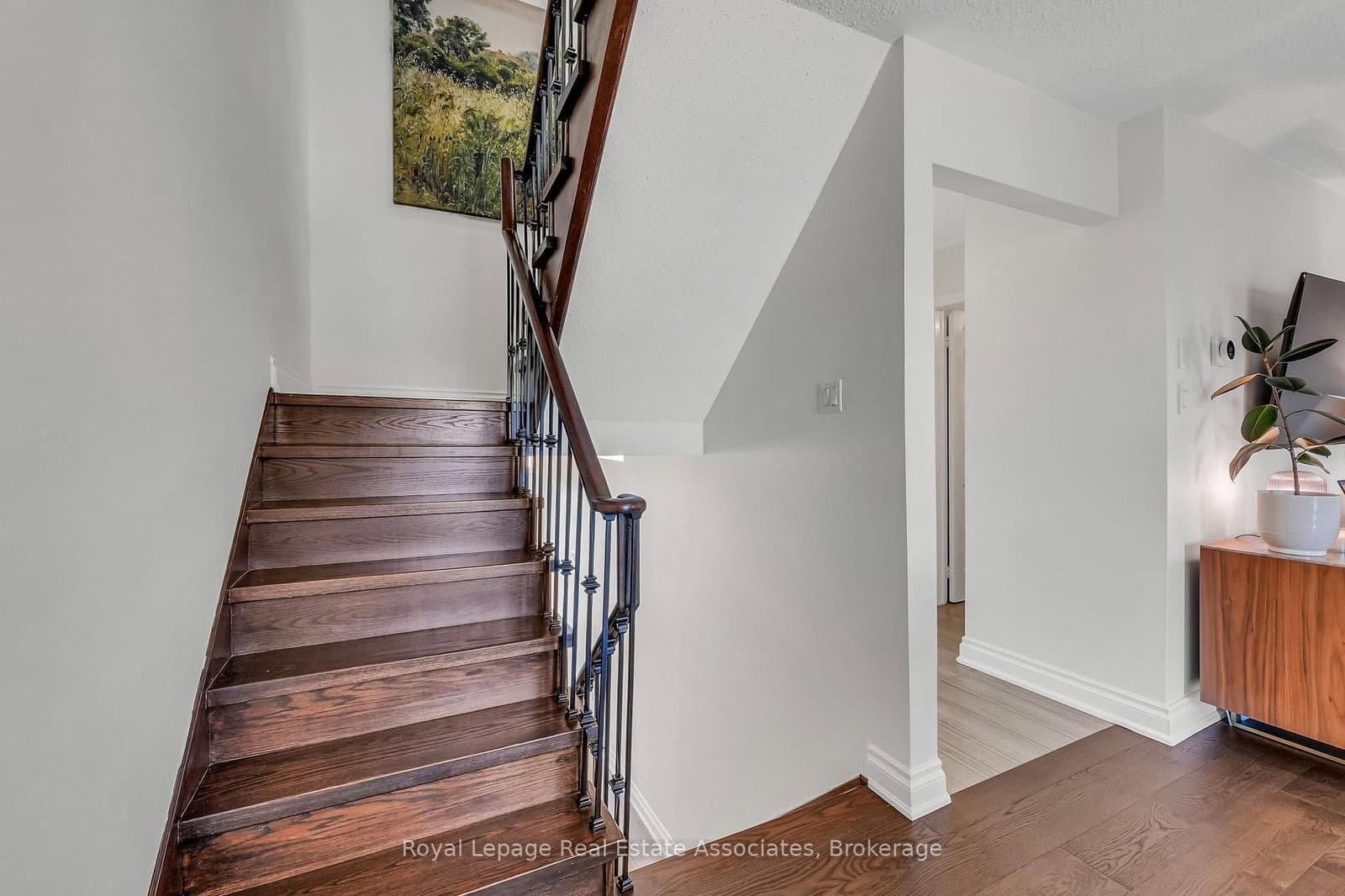 8 Prestwick Avenue thumbnail 20