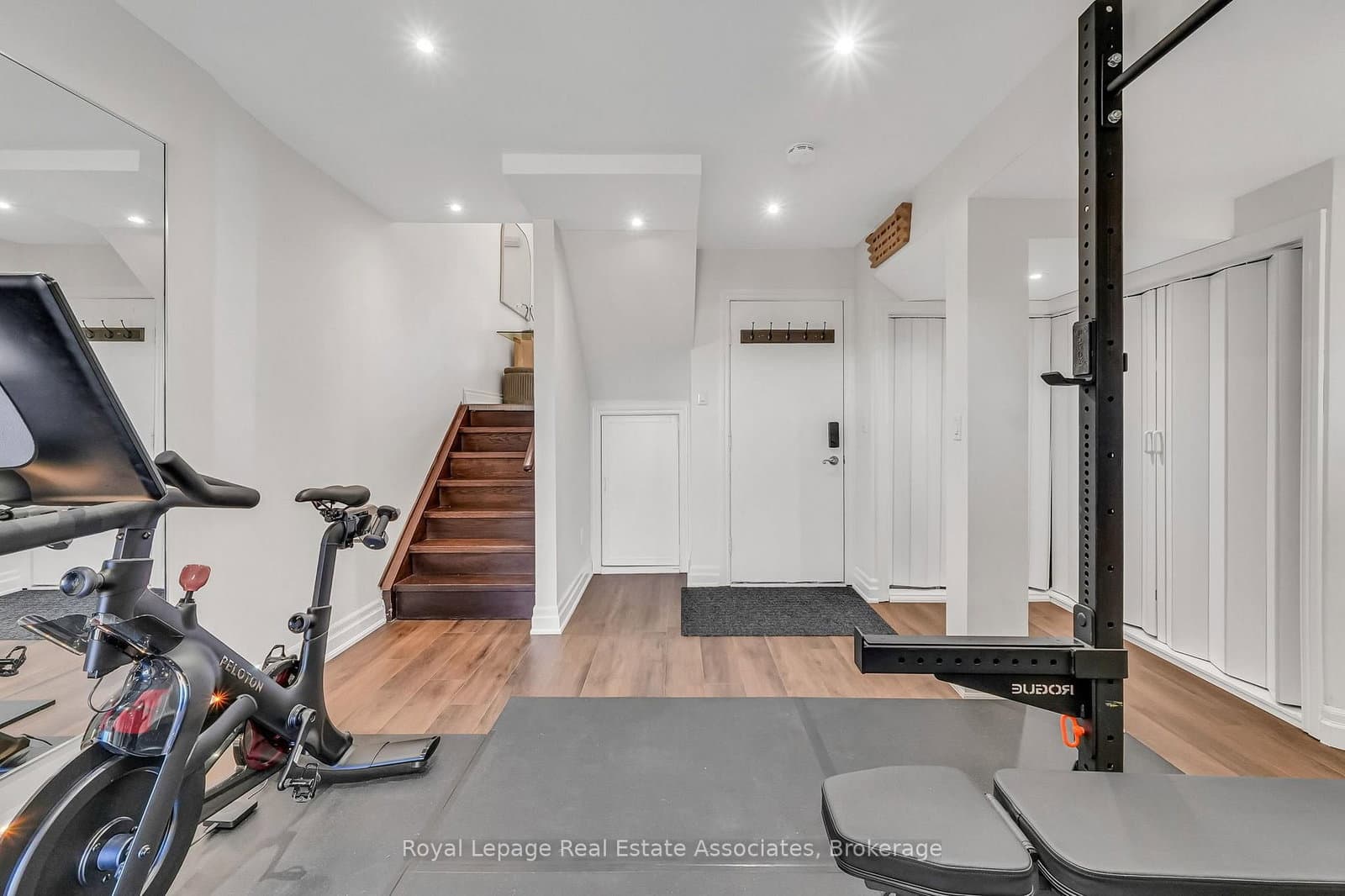 8 Prestwick Avenue thumbnail 35