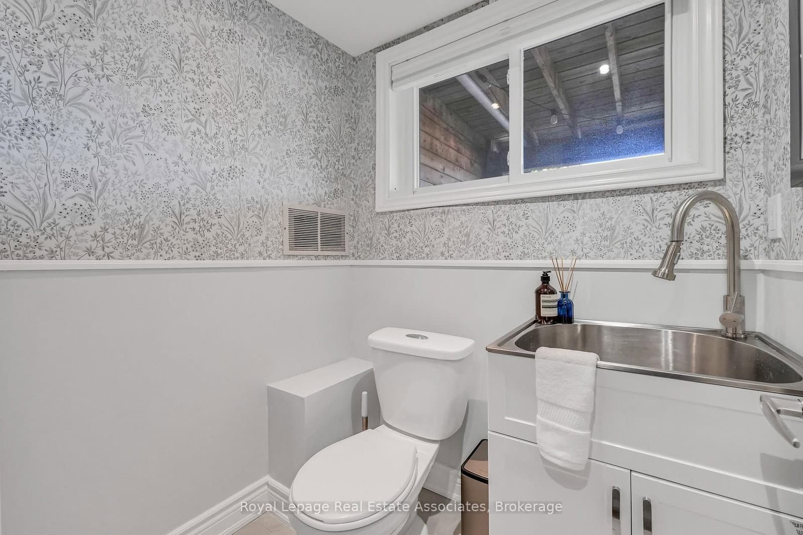 8 Prestwick Avenue thumbnail 39