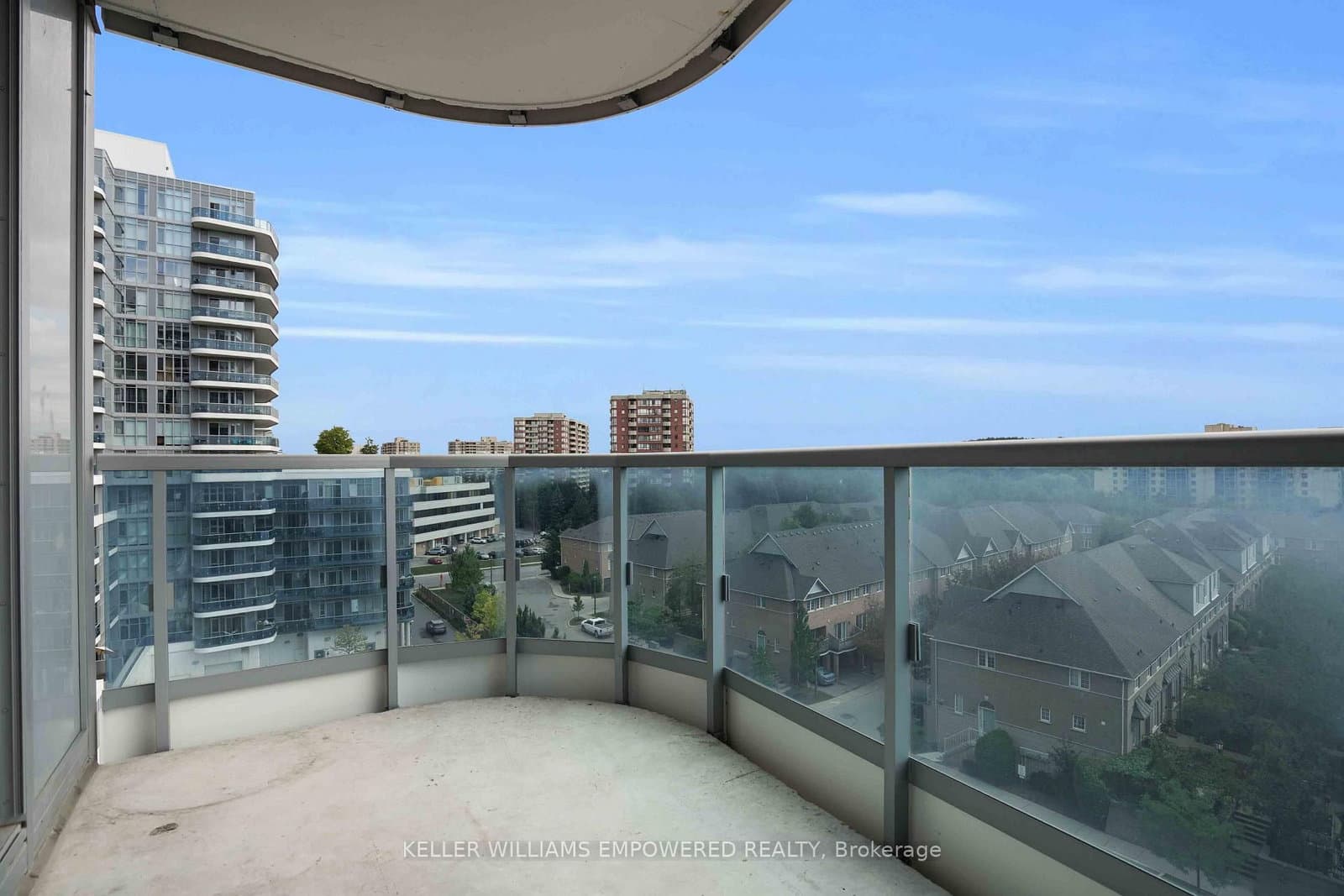 9471 Yonge Street N, Unit 811 thumbnail 30