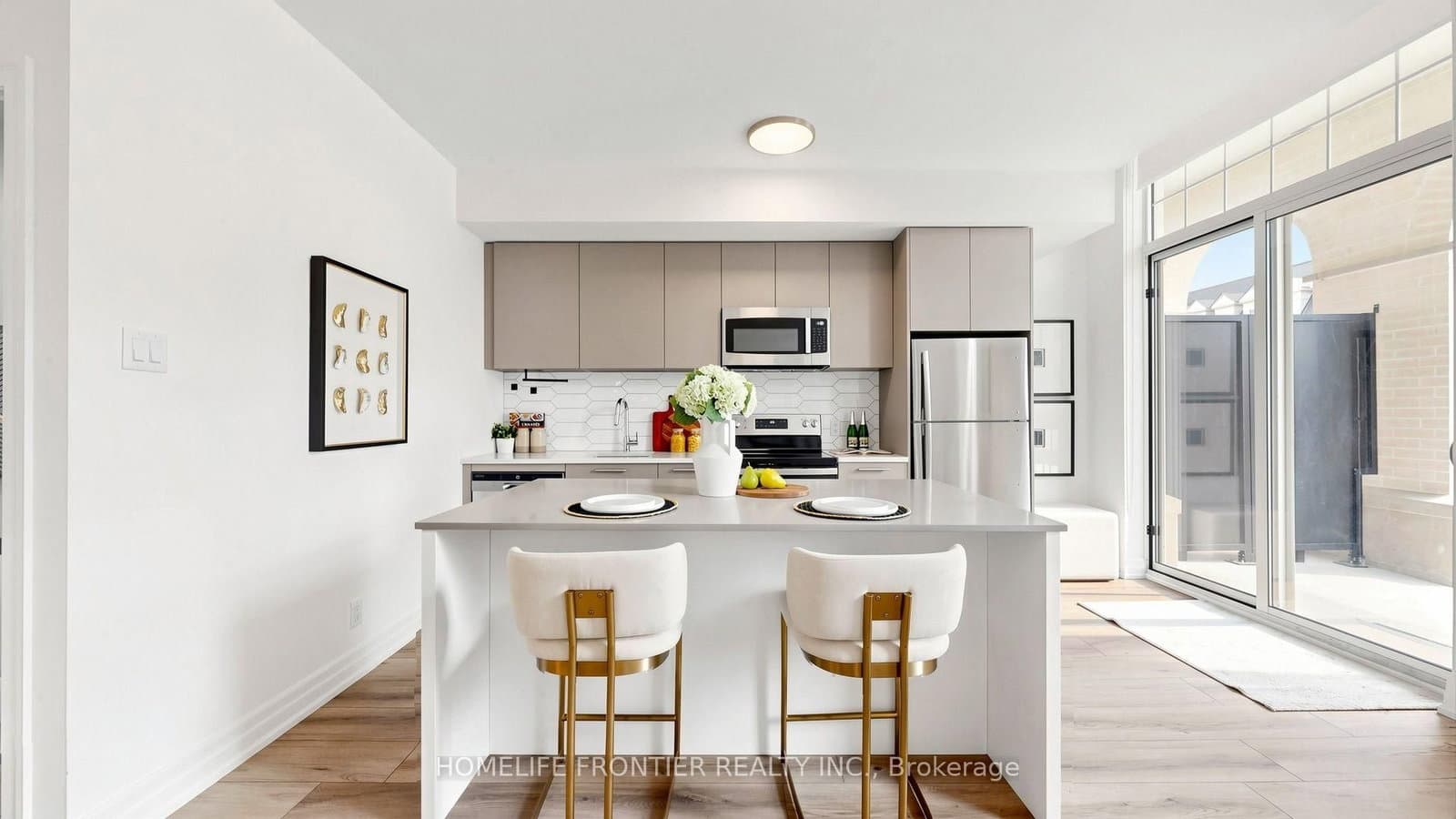 101 Cathedral High Street, Unit 104 thumbnail 10