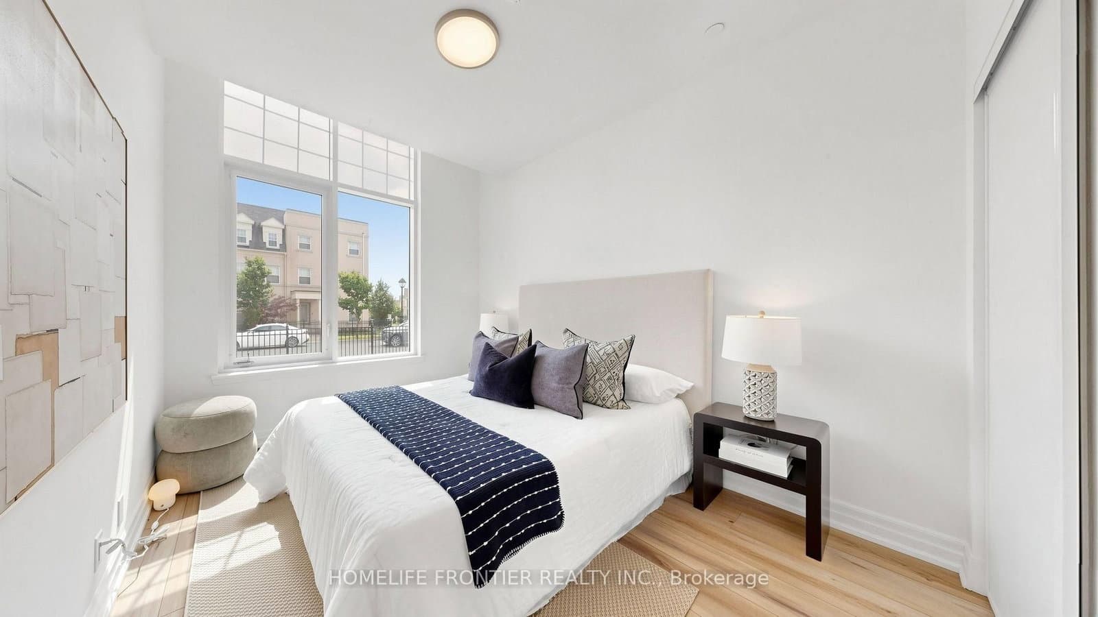 101 Cathedral High Street, Unit 104 thumbnail 17