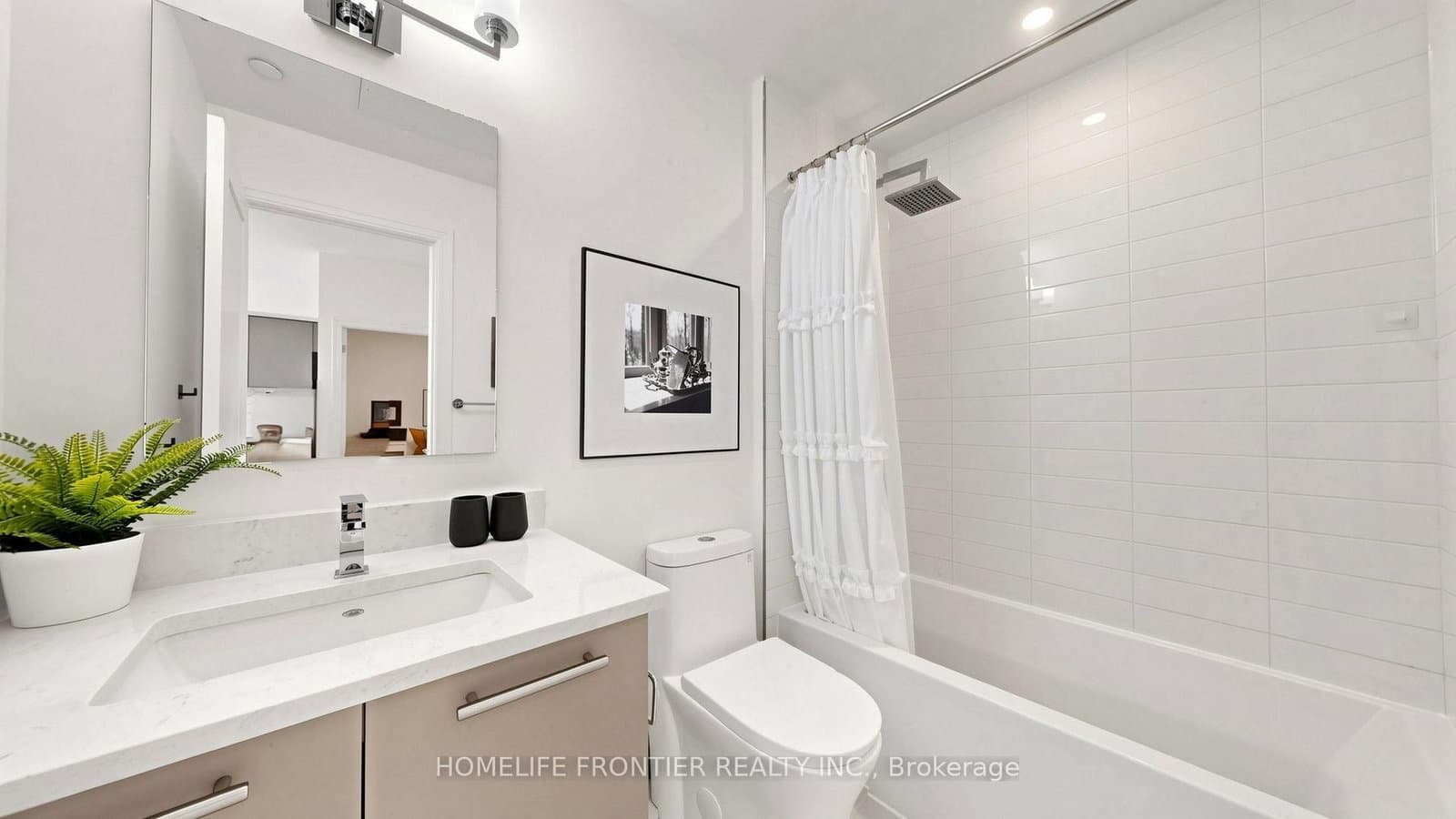 101 Cathedral High Street, Unit 104 thumbnail 23