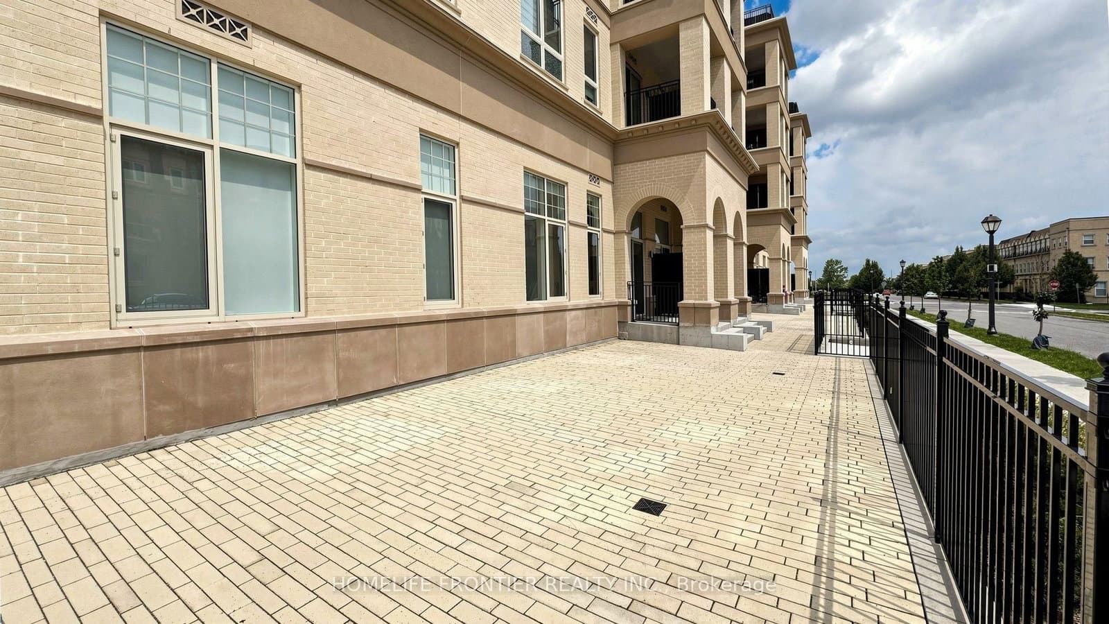 101 Cathedral High Street, Unit 104 thumbnail 30