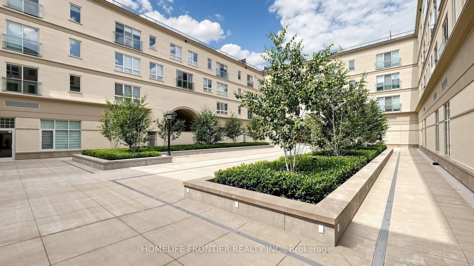 101 Cathedral High Street, Unit 104 thumbnail 32