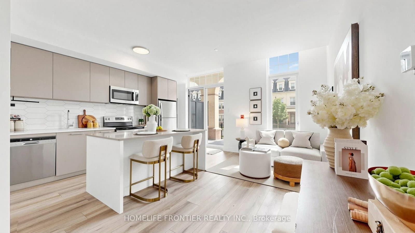 101 Cathedral High Street, Unit 104 thumbnail 5