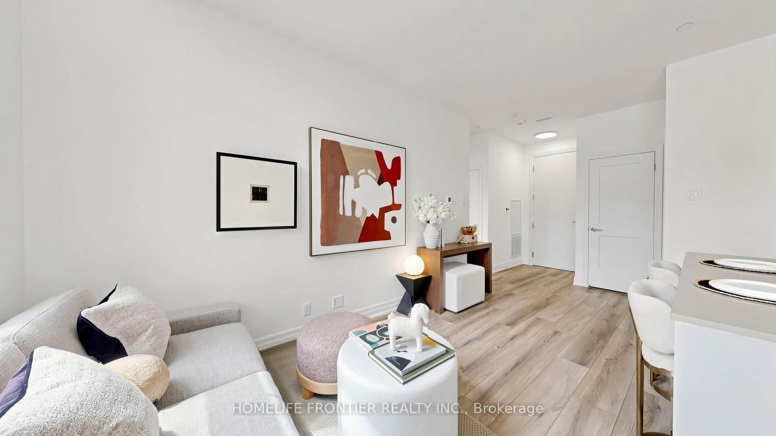 101 Cathedral High Street, Unit 104 thumbnail 7