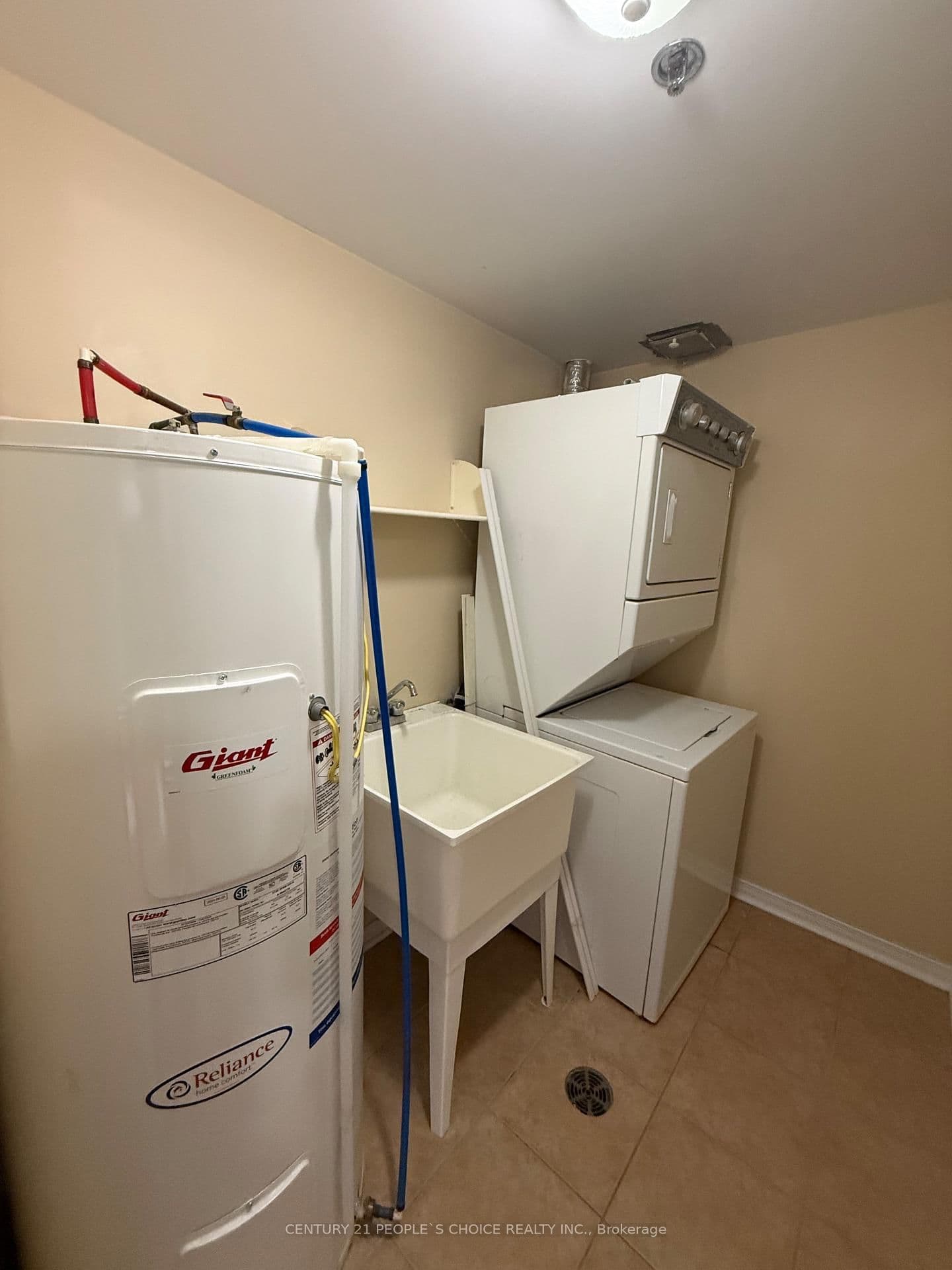 9699 Jane Street, Unit 2 thumbnail 13