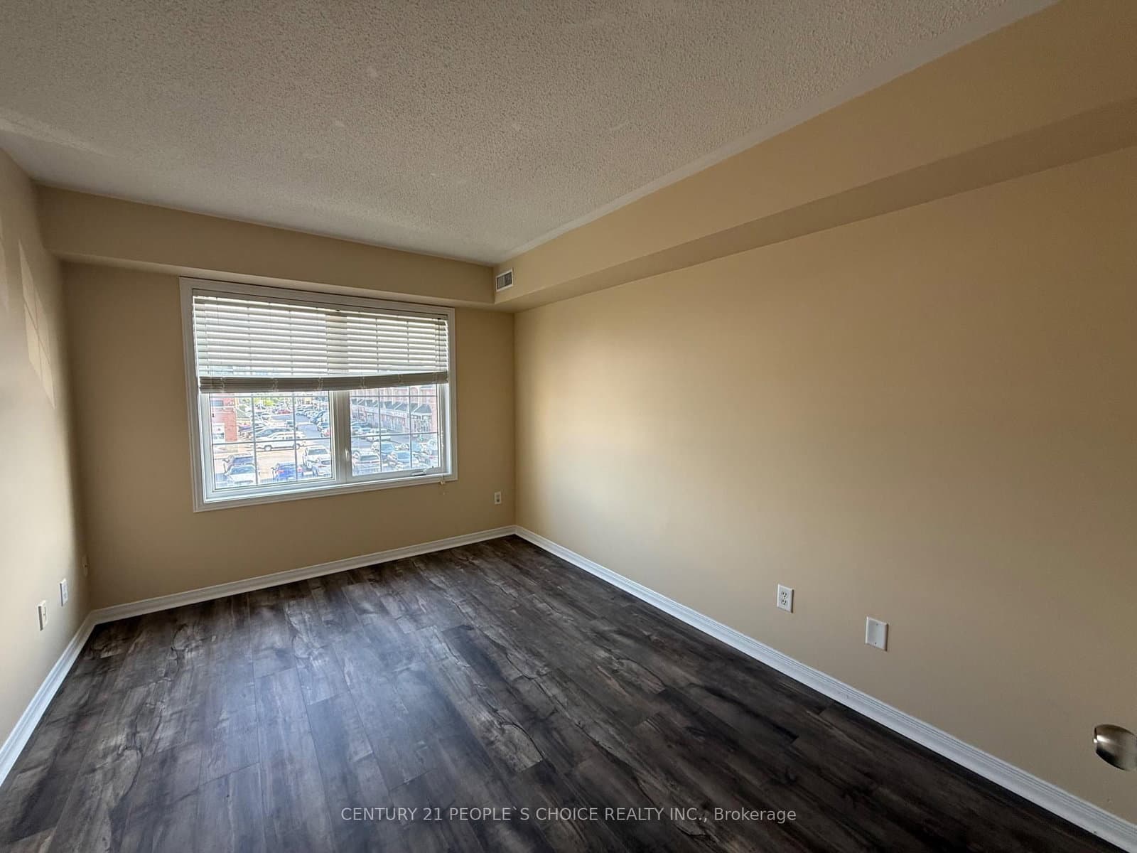 9699 Jane Street, Unit 2 thumbnail 14