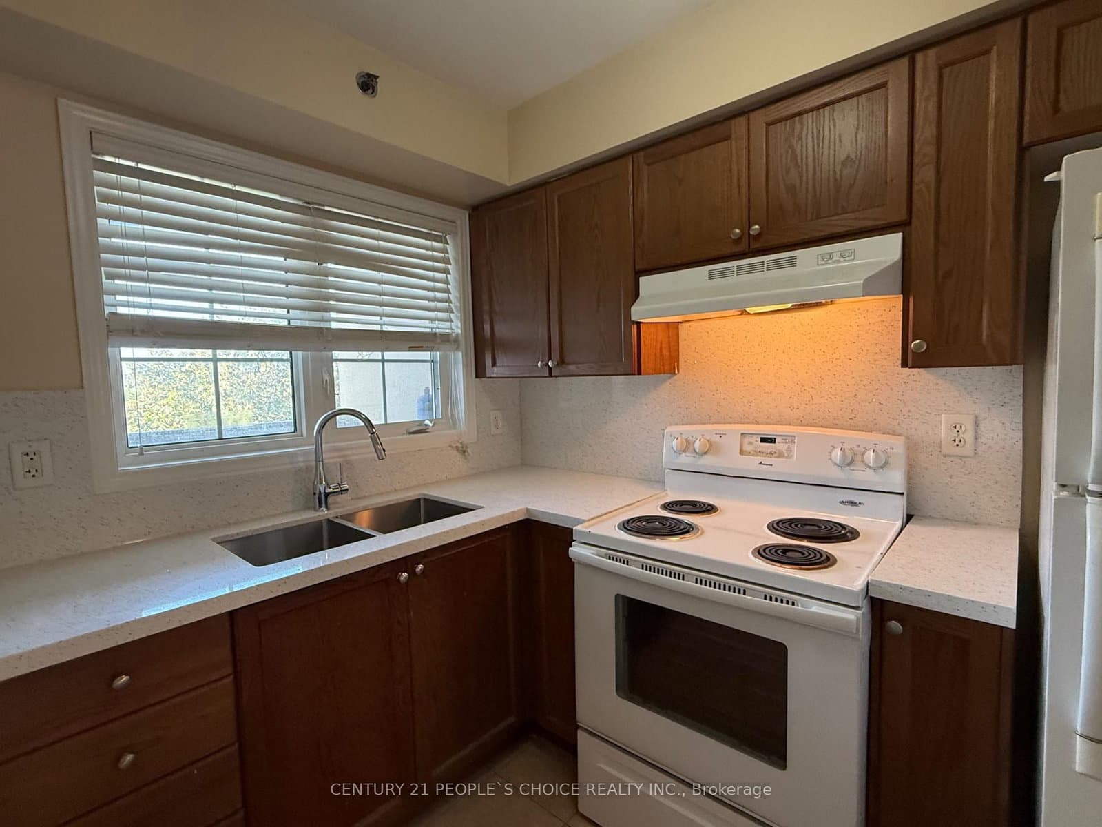 9699 Jane Street, Unit 2 thumbnail 2