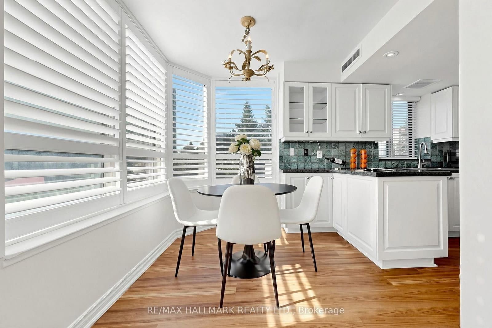 33 Weldrick Road E, Unit 210 thumbnail 24