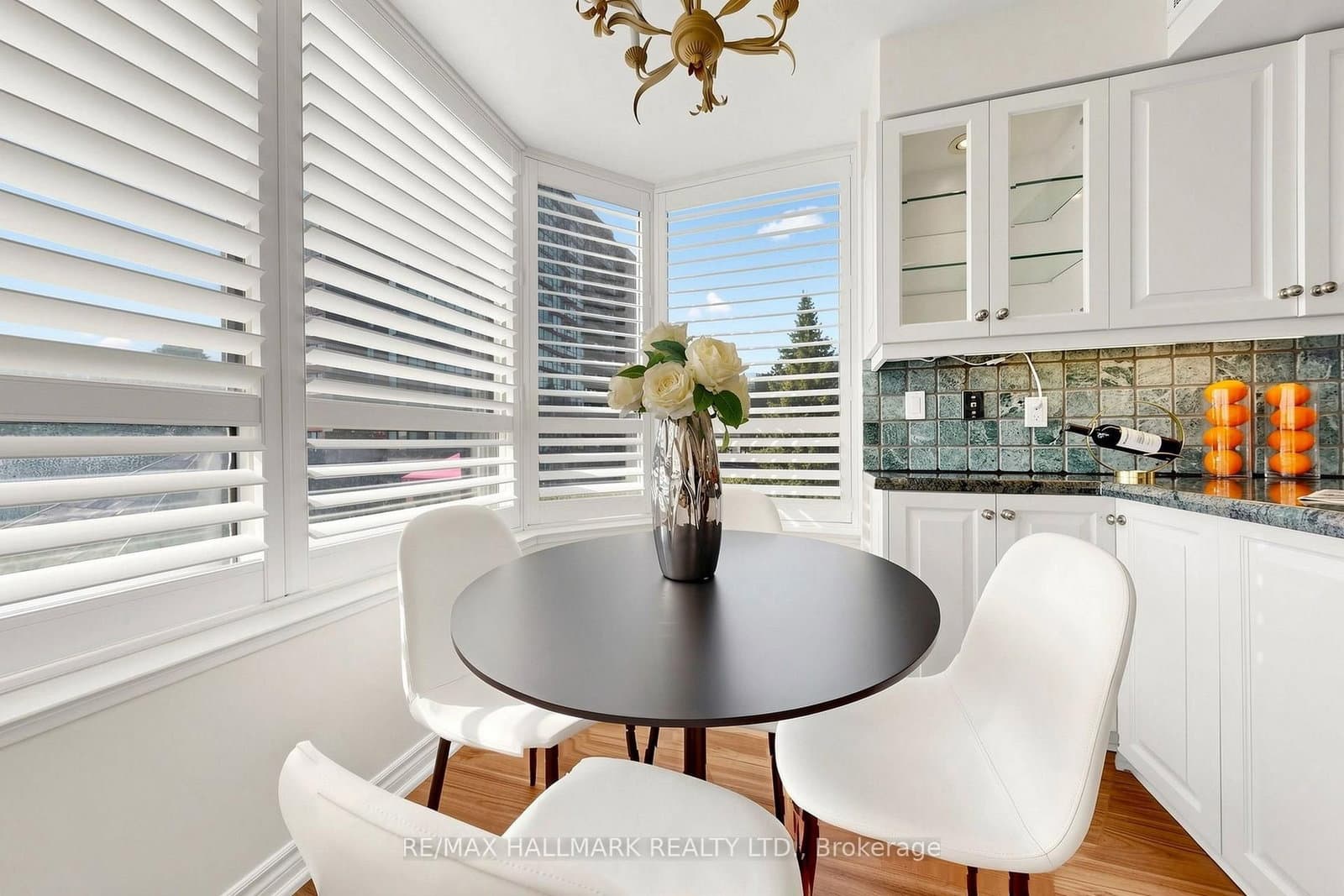 33 Weldrick Road E, Unit 210 thumbnail 25