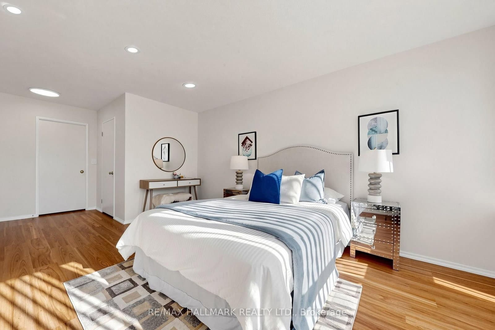 33 Weldrick Road E, Unit 210 thumbnail 32