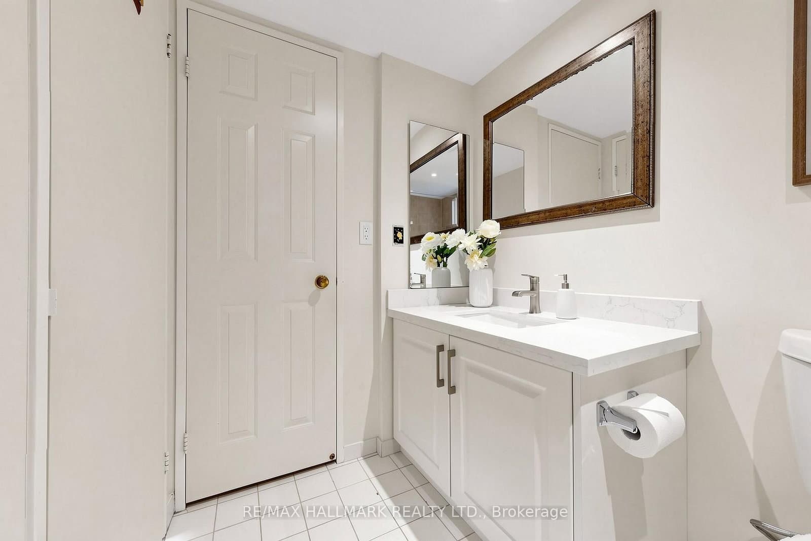 33 Weldrick Road E, Unit 210 thumbnail 34