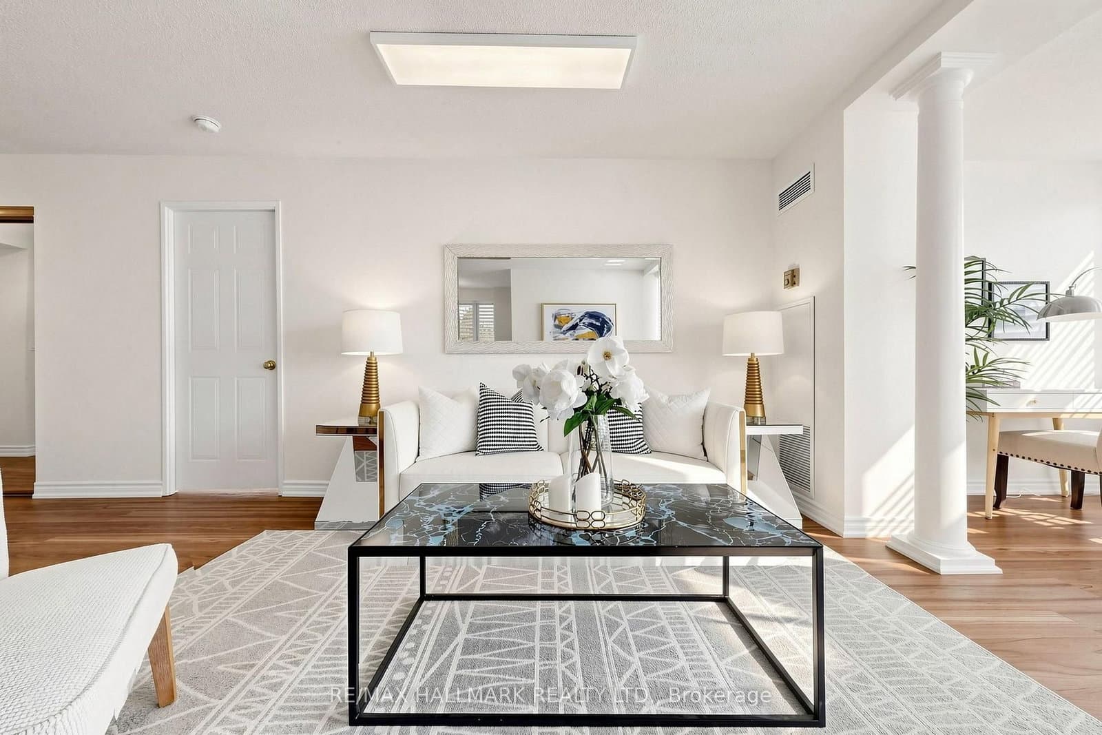 33 Weldrick Road E, Unit 210 thumbnail 9
