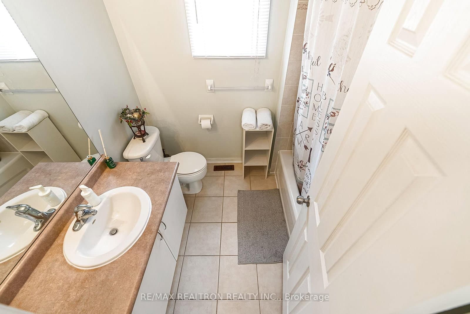 15 Brumstead Drive N thumbnail 18